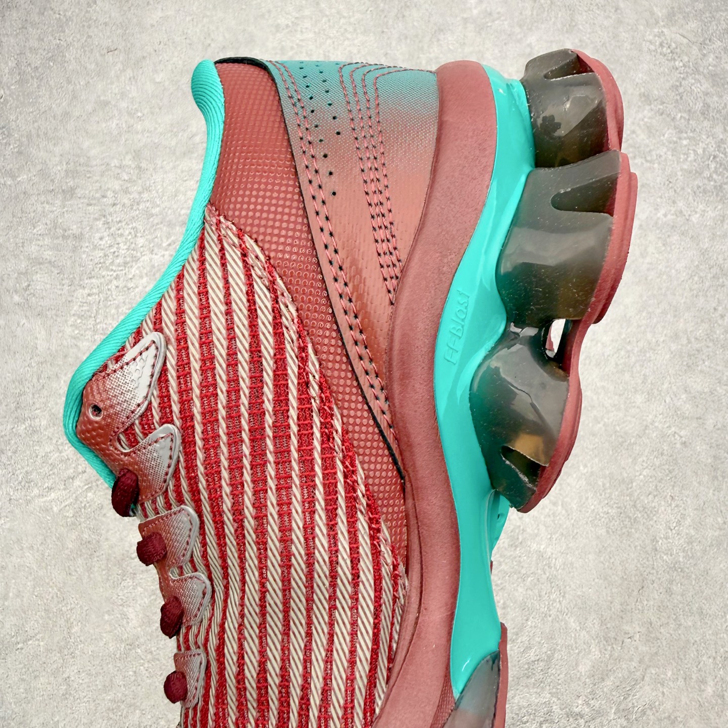 KIKO KOSTADINOV x Asics GEL-Quantum 潮流织物合成革低帮马拉松跑步鞋 
