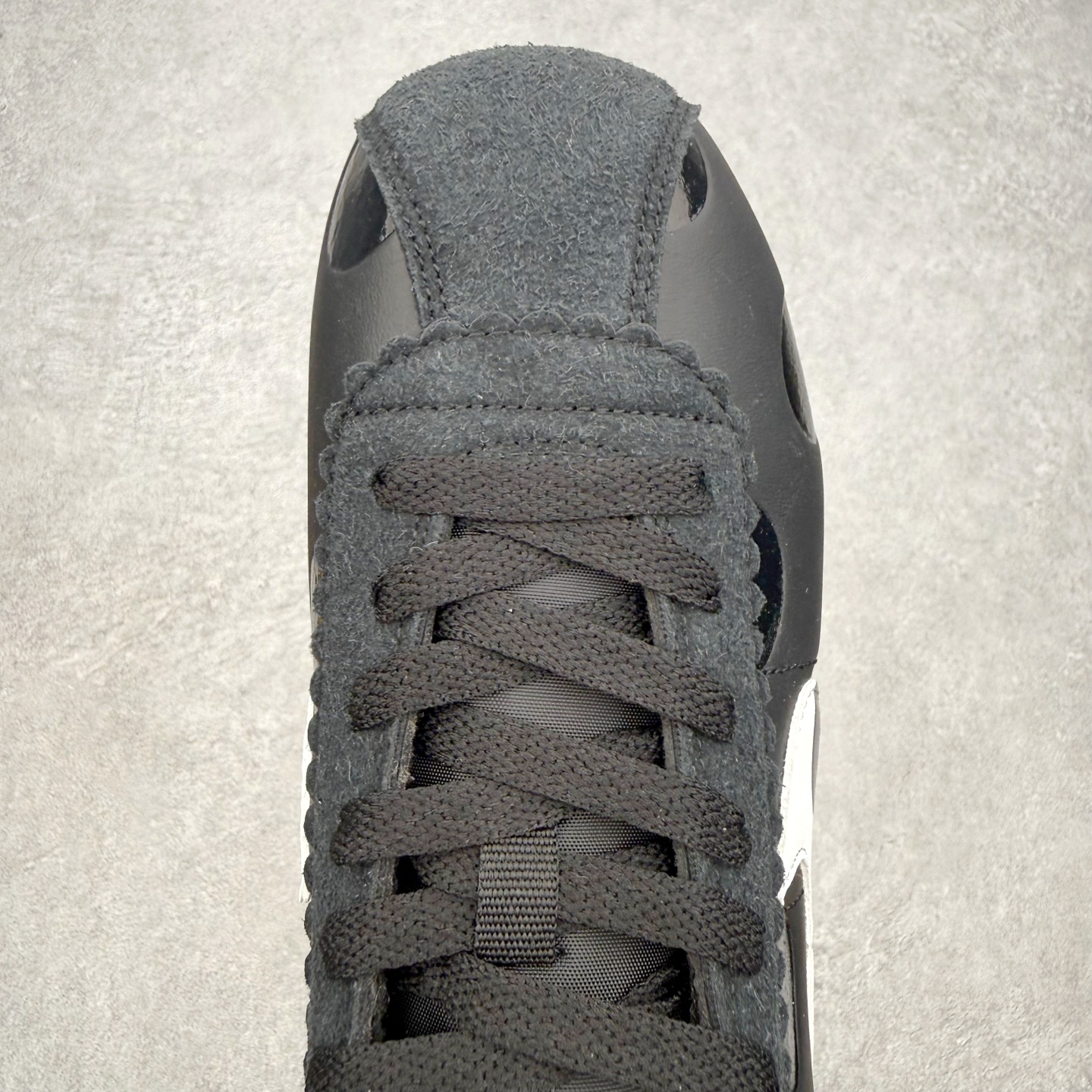NK Classic Cortez Leather 阿甘复古初代皮革慢跑鞋 IR1332-001 实体平