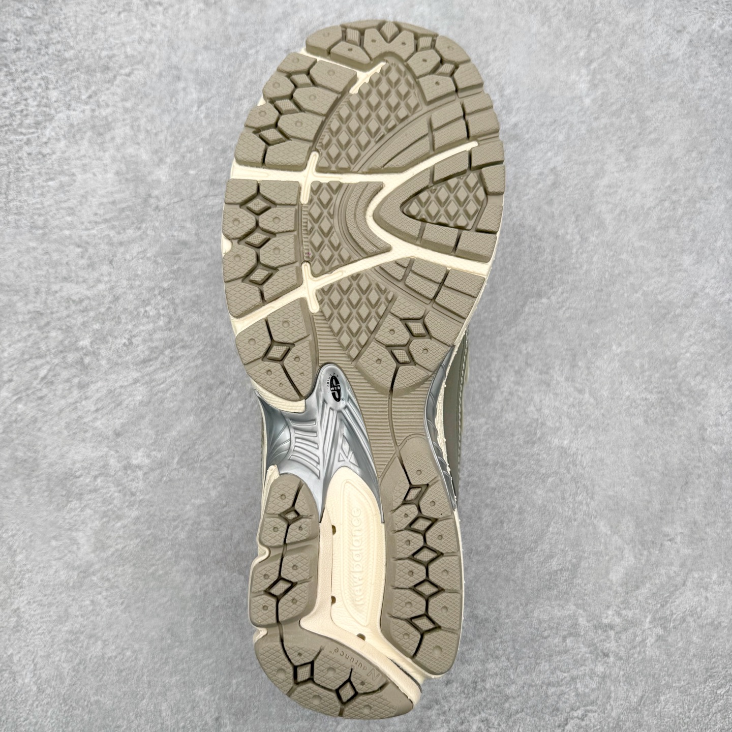New Balance M1906R NB新百伦系列复古老爹风休闲运动慢跑鞋 日韩出口特供订单 全网最全