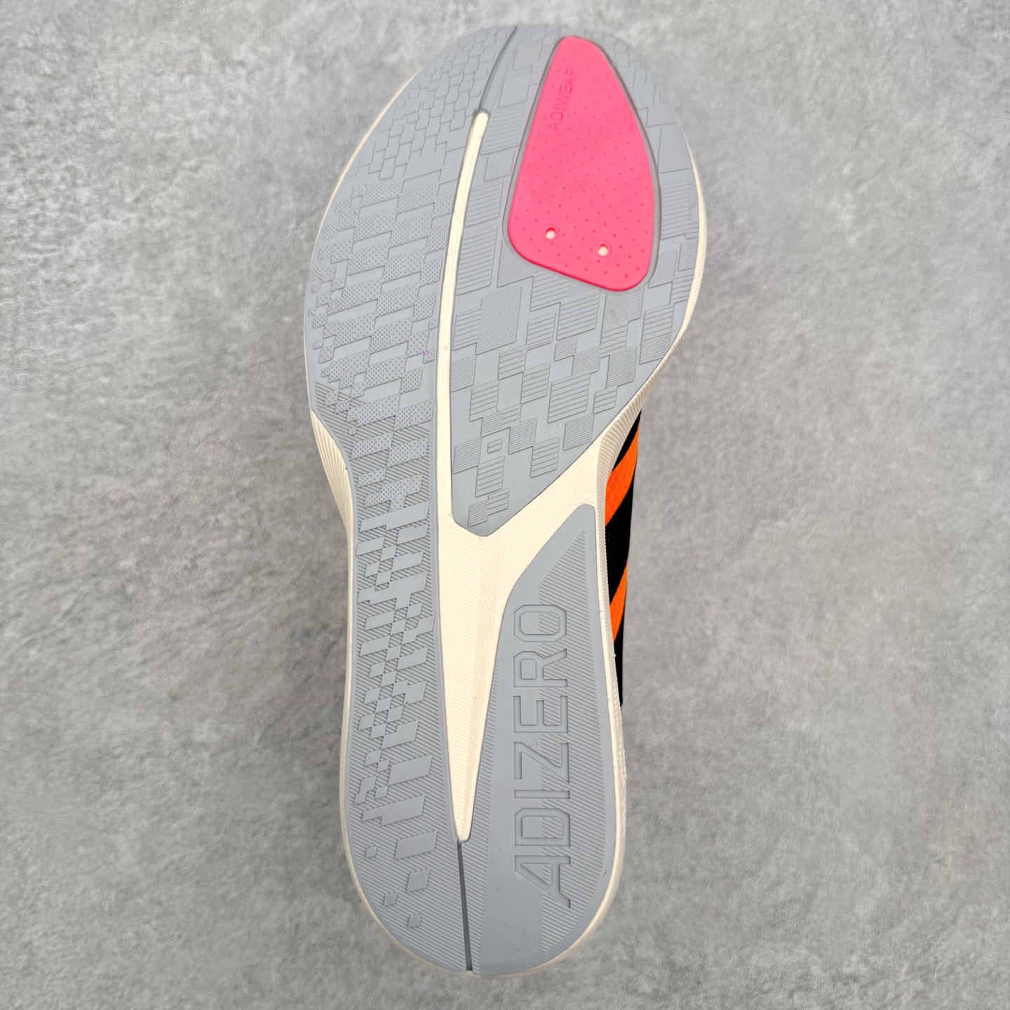 AD Adizero BK 夏季透气网眼竞速跑鞋 JQ1678 融合Lightstrike和Lights