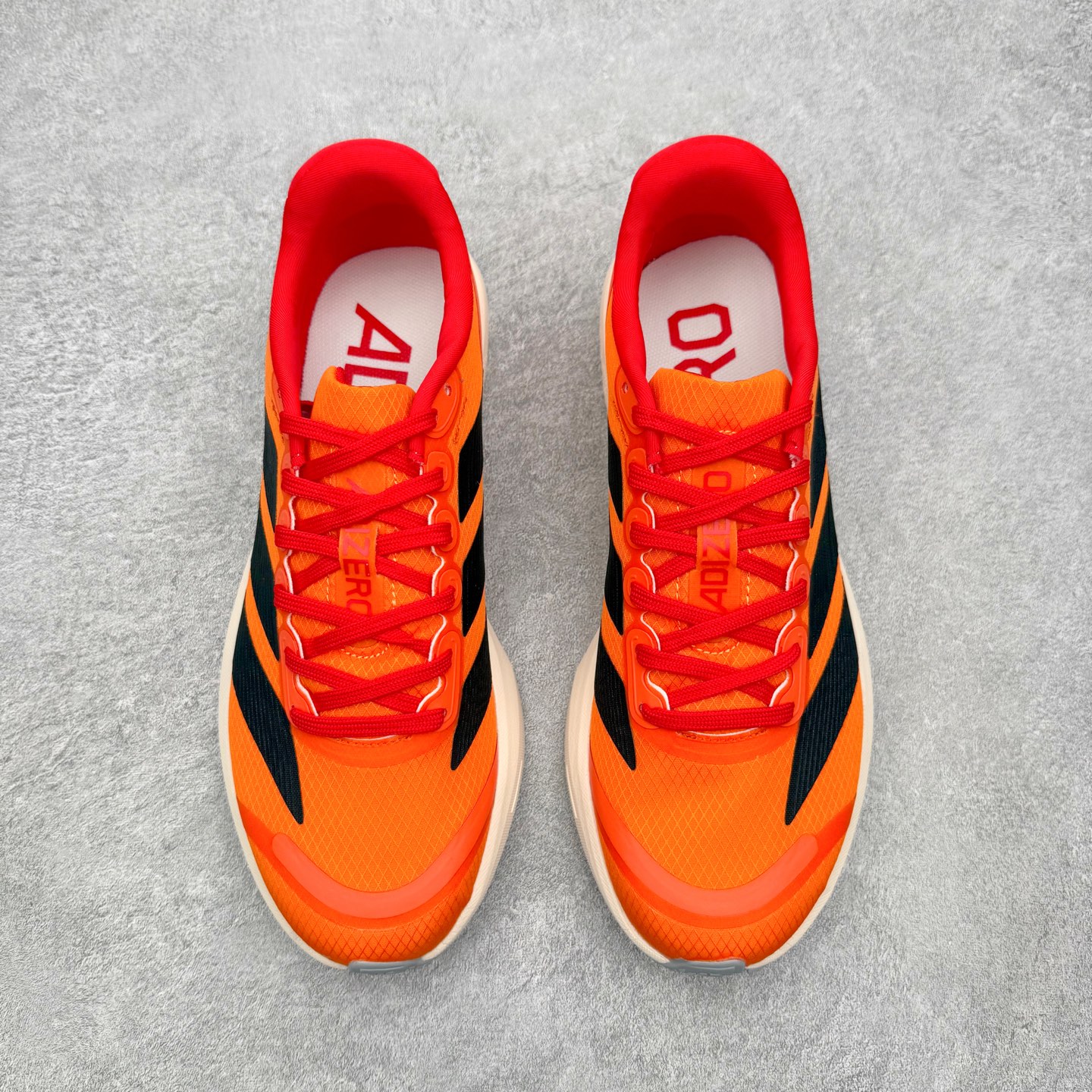 AD Adizero BK 夏季透气网眼竞速跑鞋 JQ1678 融合Lightstrike和Lights