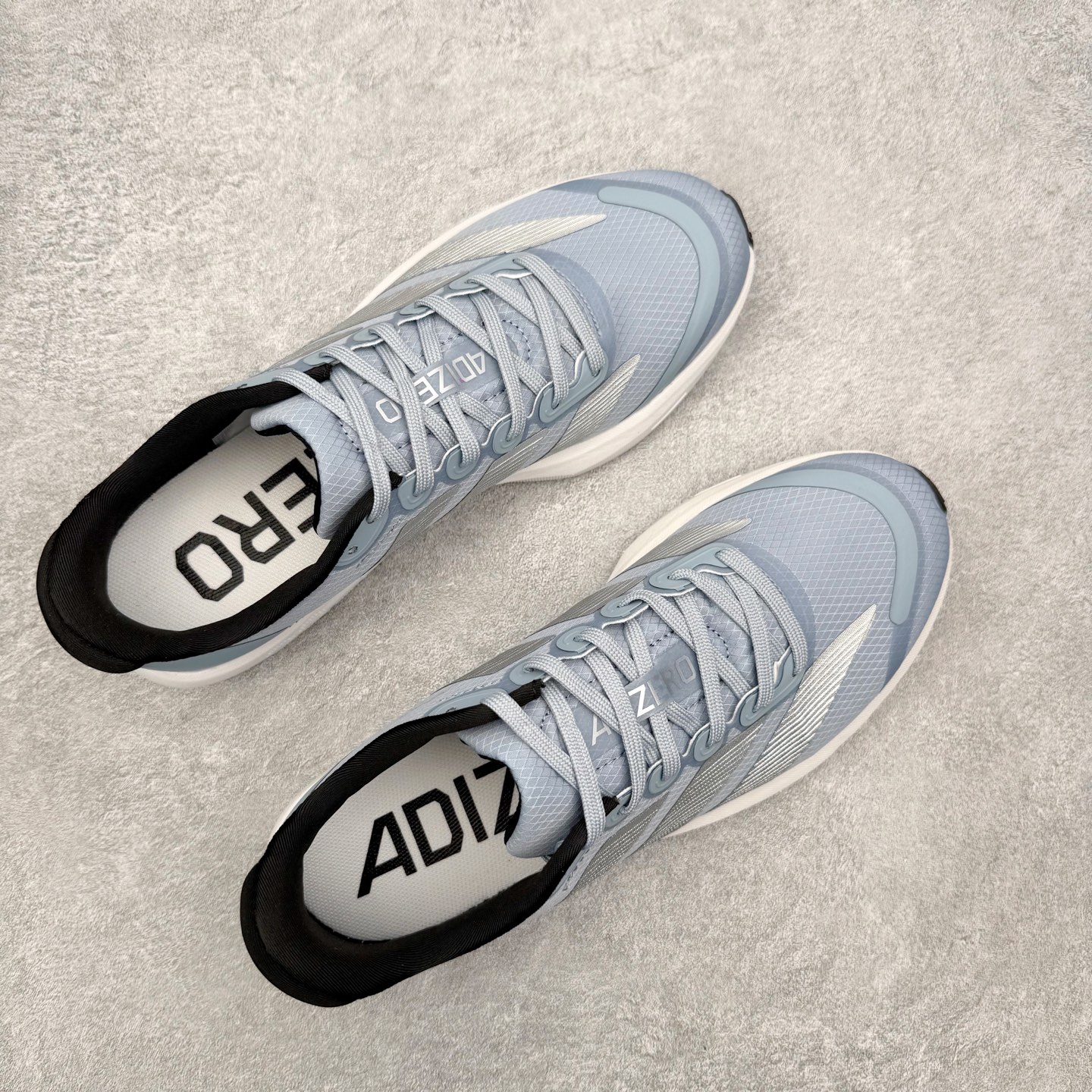 AD Adizero BK 夏季透气网眼竞速跑鞋 JQ1687 融合Lightstrike和Lights