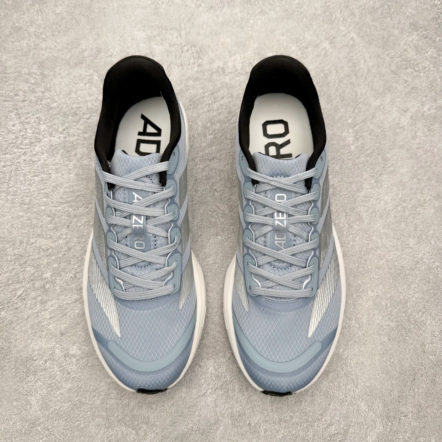 AD Adizero BK 夏季透气网眼竞速跑鞋 JQ1687 融合Lightstrike和Lights