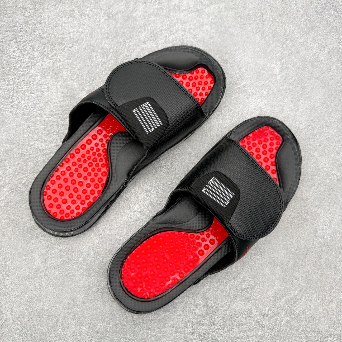 ＃原装级别 Air Jordan AJ11 Hydro Retro Slides 飞人运动拖鞋 经典的配