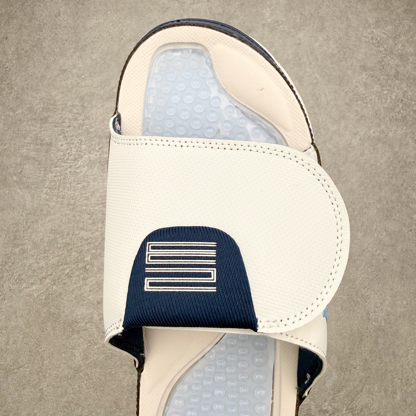 ＃原装级别 Air Jordan AJ11 Hydro Retro Slides 飞人运动拖鞋 经典的配