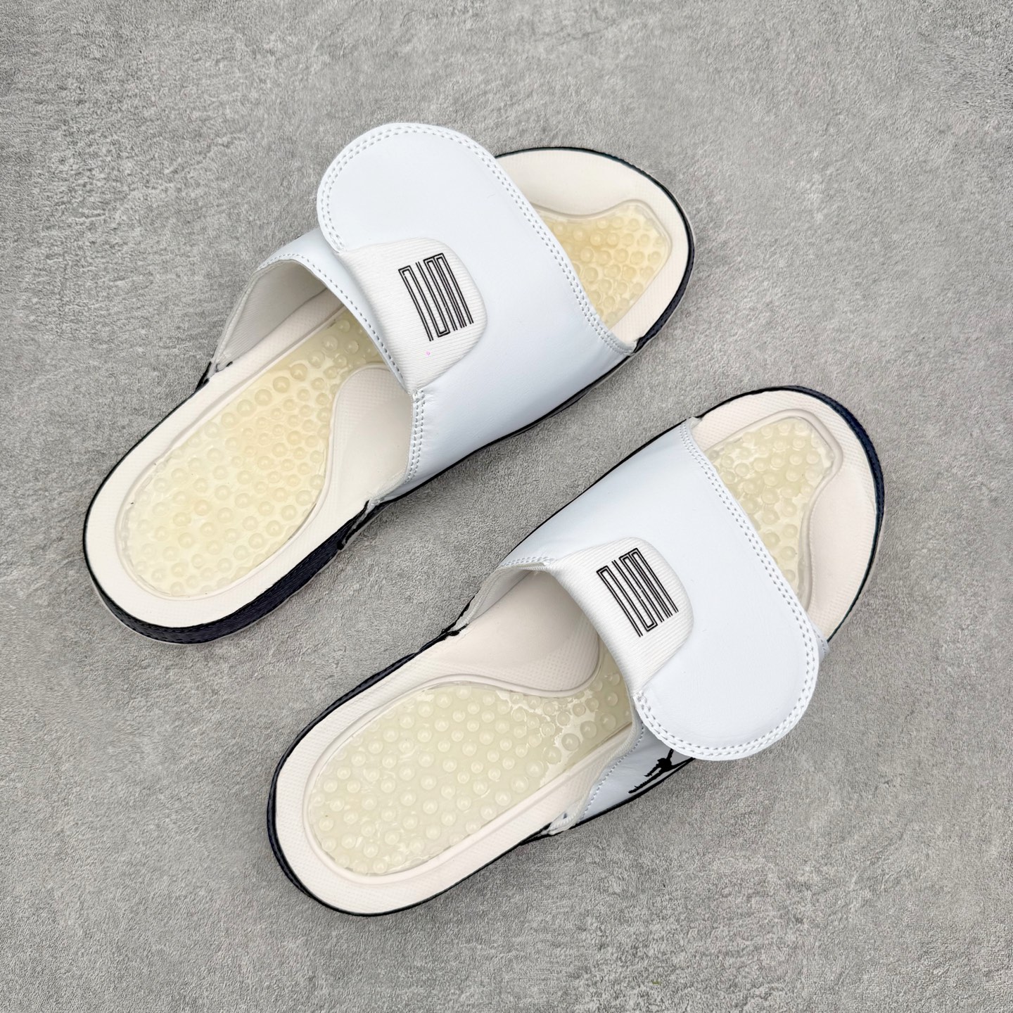 ＃原装级别 Air Jordan AJ11 Hydro Retro Slides 飞人运动拖鞋 经典的配