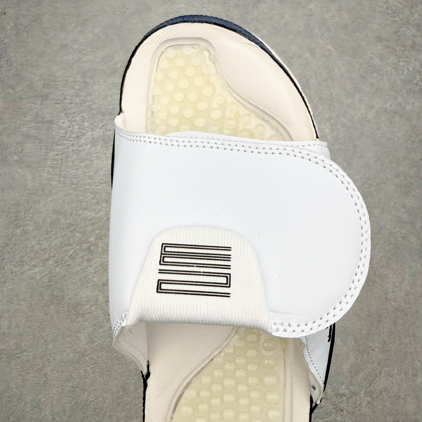 ＃原装级别 Air Jordan AJ11 Hydro Retro Slides 飞人运动拖鞋 经典的配