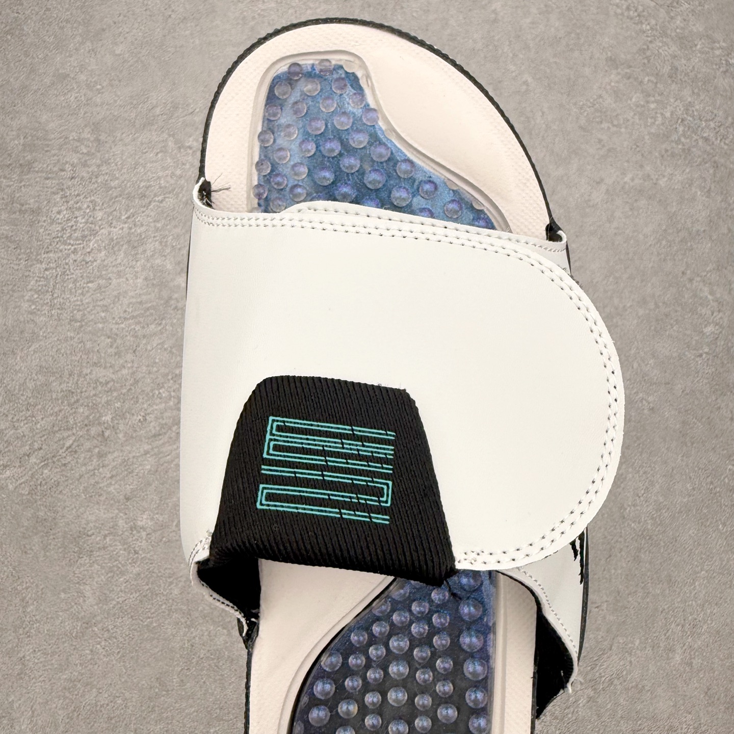 ＃原装级别 Air Jordan AJ11 Hydro Retro Slides 飞人运动拖鞋 经典的配