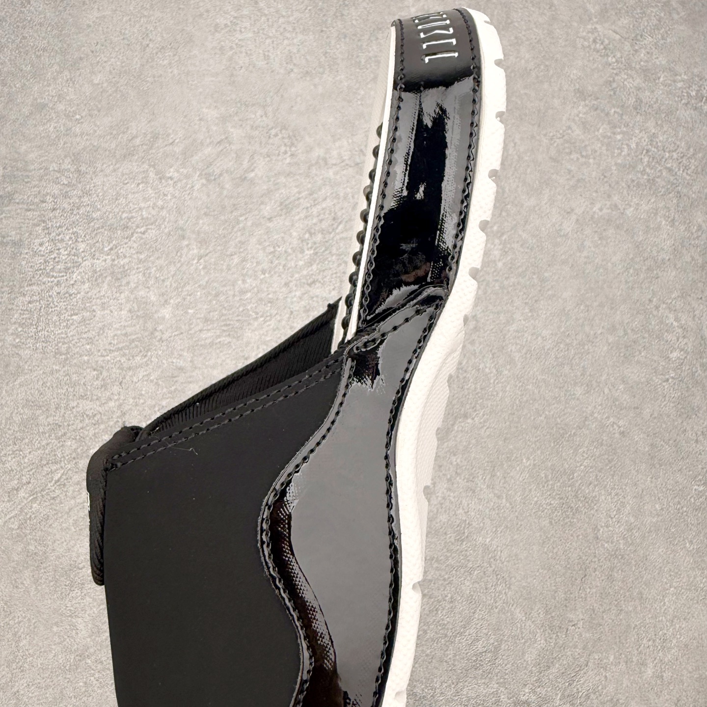 ＃原装级别 Air Jordan AJ11 Hydro Retro Slides 飞人运动拖鞋 经典的配