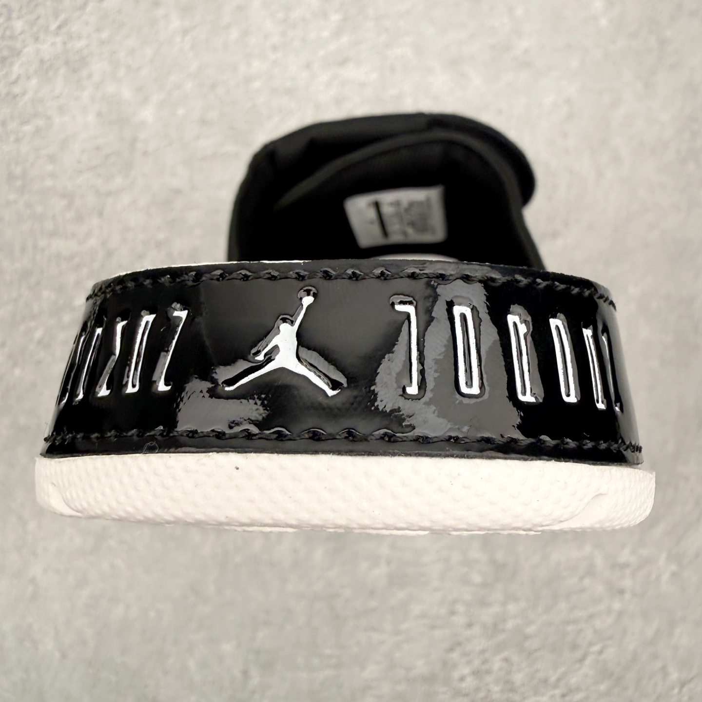 ＃原装级别 Air Jordan AJ11 Hydro Retro Slides 飞人运动拖鞋 经典的配