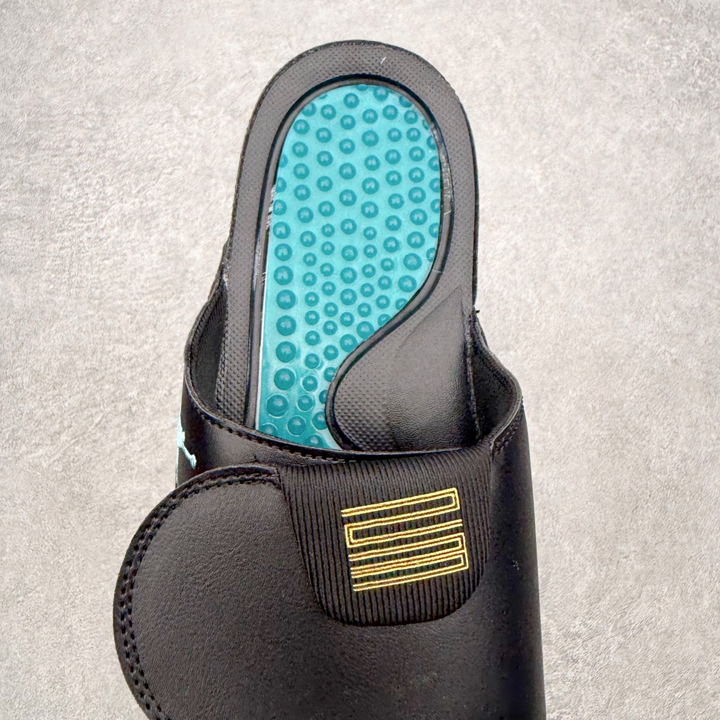 ＃原装级别 Air Jordan AJ11 Hydro Retro Slides 飞人运动拖鞋 经典的配