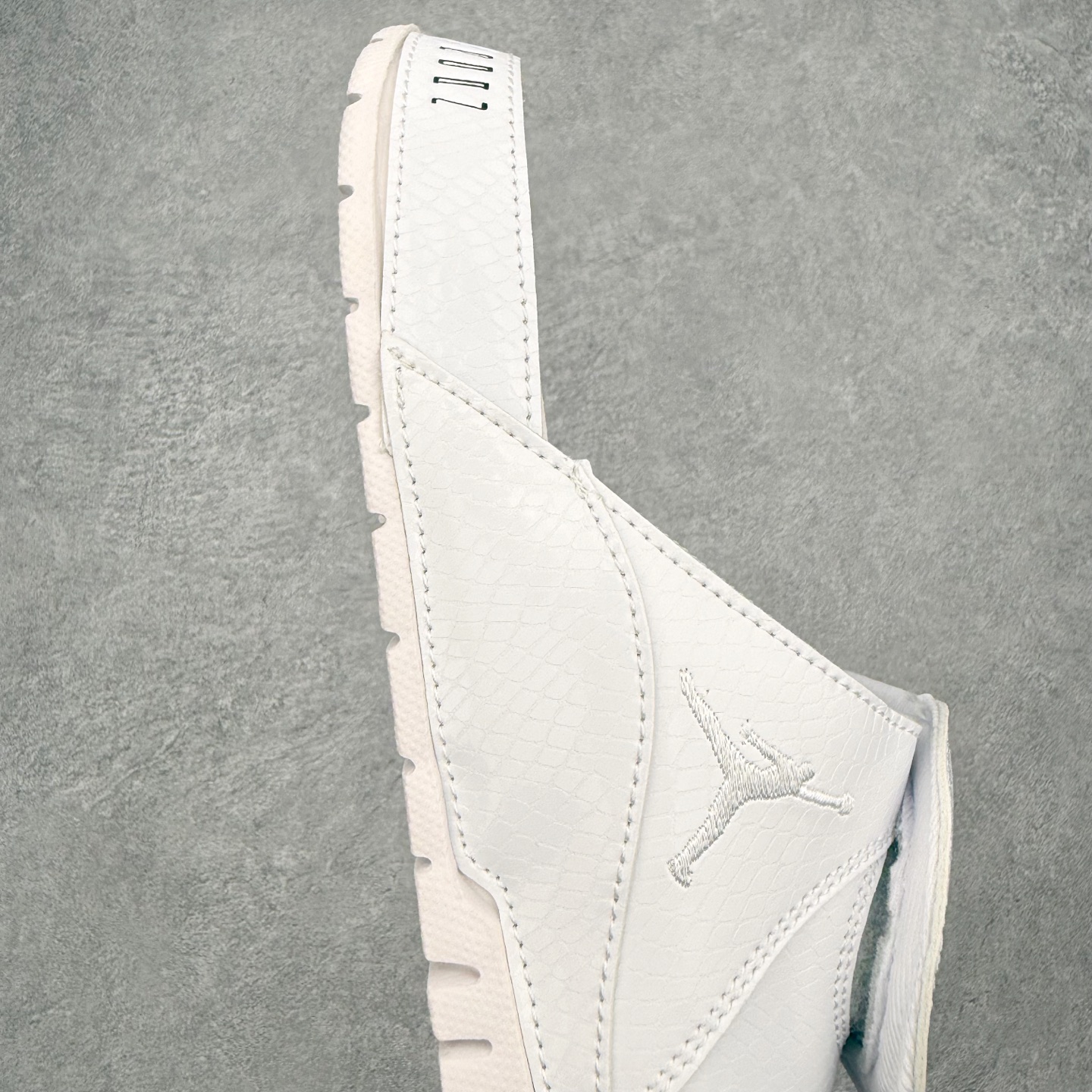 ＃原装级别 Air Jordan AJ11 Hydro Retro Slides 飞人运动拖鞋 经典的配