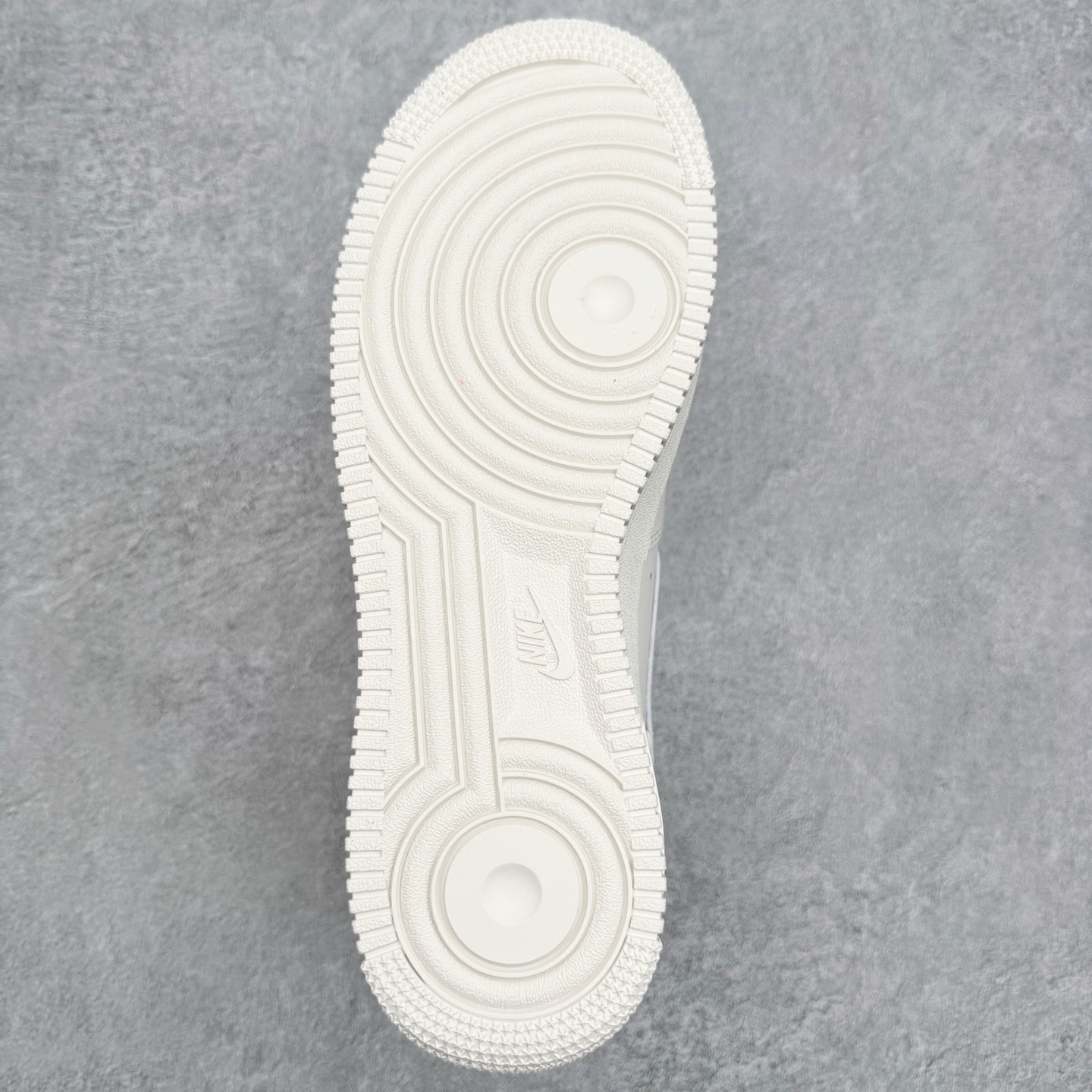 ＃GX NK Air Force 1 Low '07 空军一号低帮经典板鞋 CNY马年限定 IQ1119