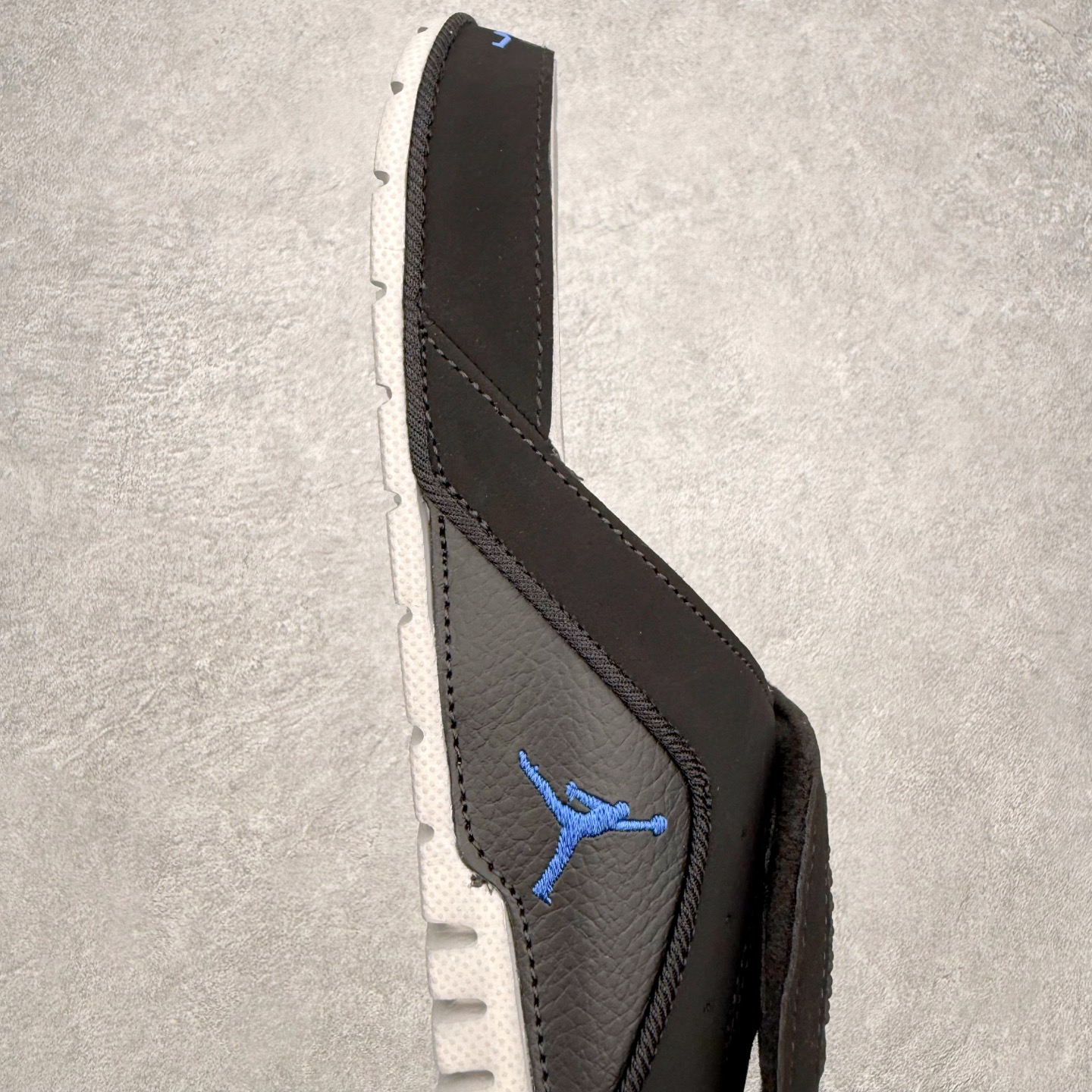 ＃原装级别 Air Jordan AJ4 Hydro Retro Slides 飞人运动拖鞋 经典的配色
