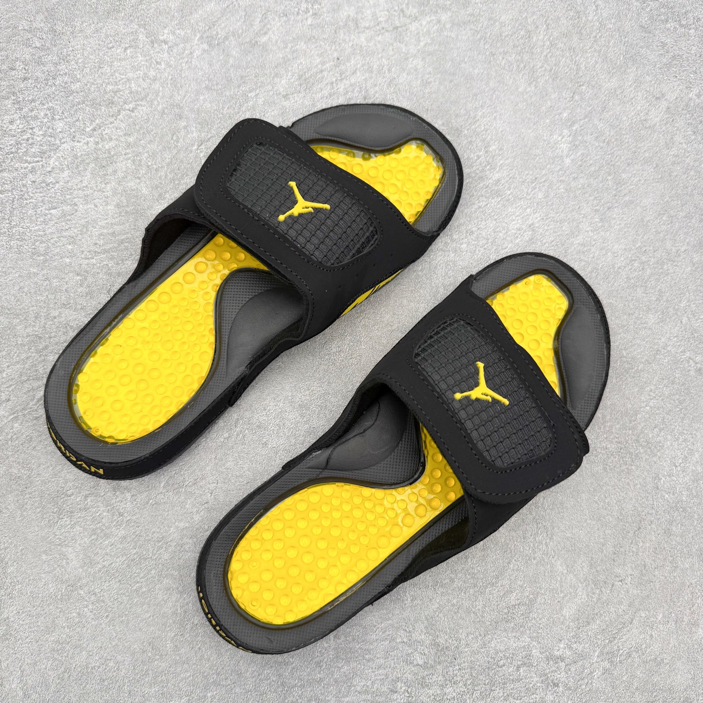 ＃原装级别 Air Jordan AJ4 Hydro Retro Slides 飞人运动拖鞋 经典的配色