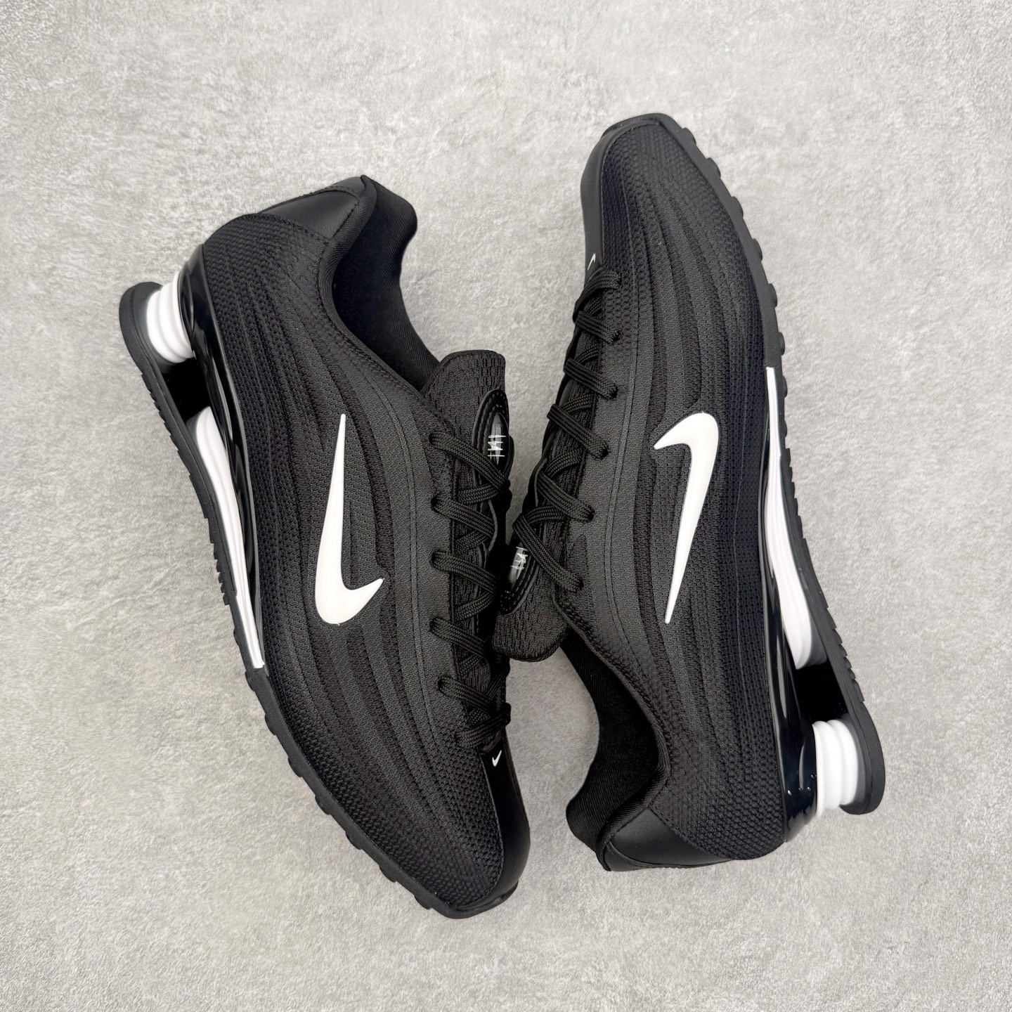NK Total 90 Shox Secutor Magia 百搭舒适 耐磨 足球鞋 实拍调校N版已经零