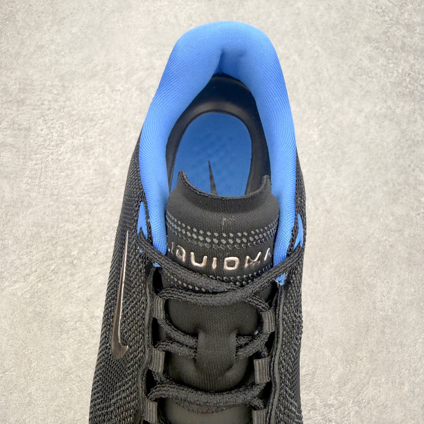 NK AIR LIQUID MAX 2026S 毒箭蛙新款气垫跑步鞋 Liquid Max 传承四十年 