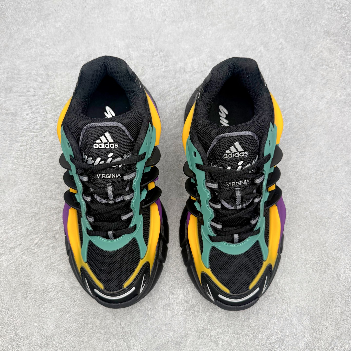 Pharrell x adidas Adistar Jellyfish 低帮水母复古风老爹鞋 Adist