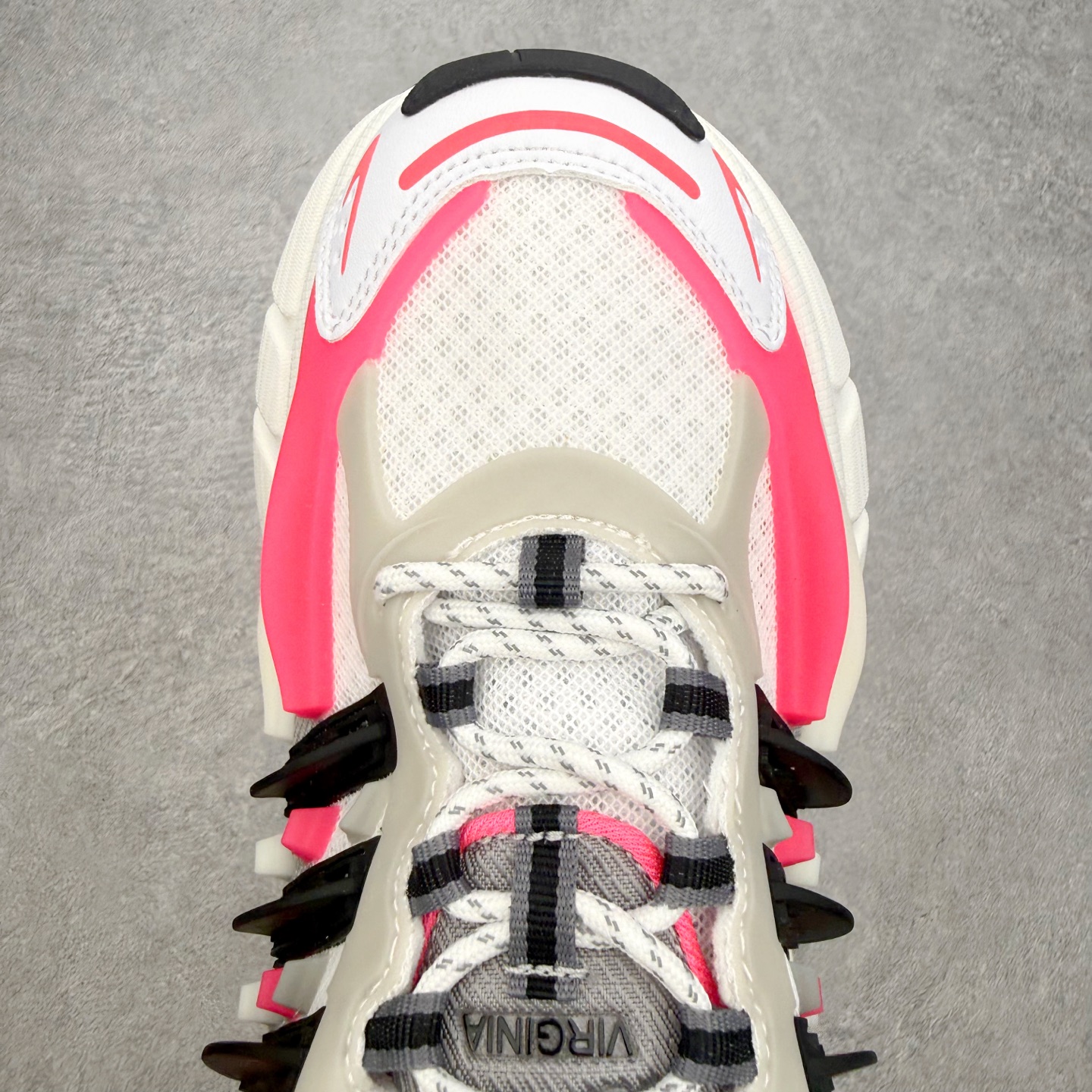 Pharrell x adidas Adistar Jellyfish 低帮水母复古风老爹鞋 Adist