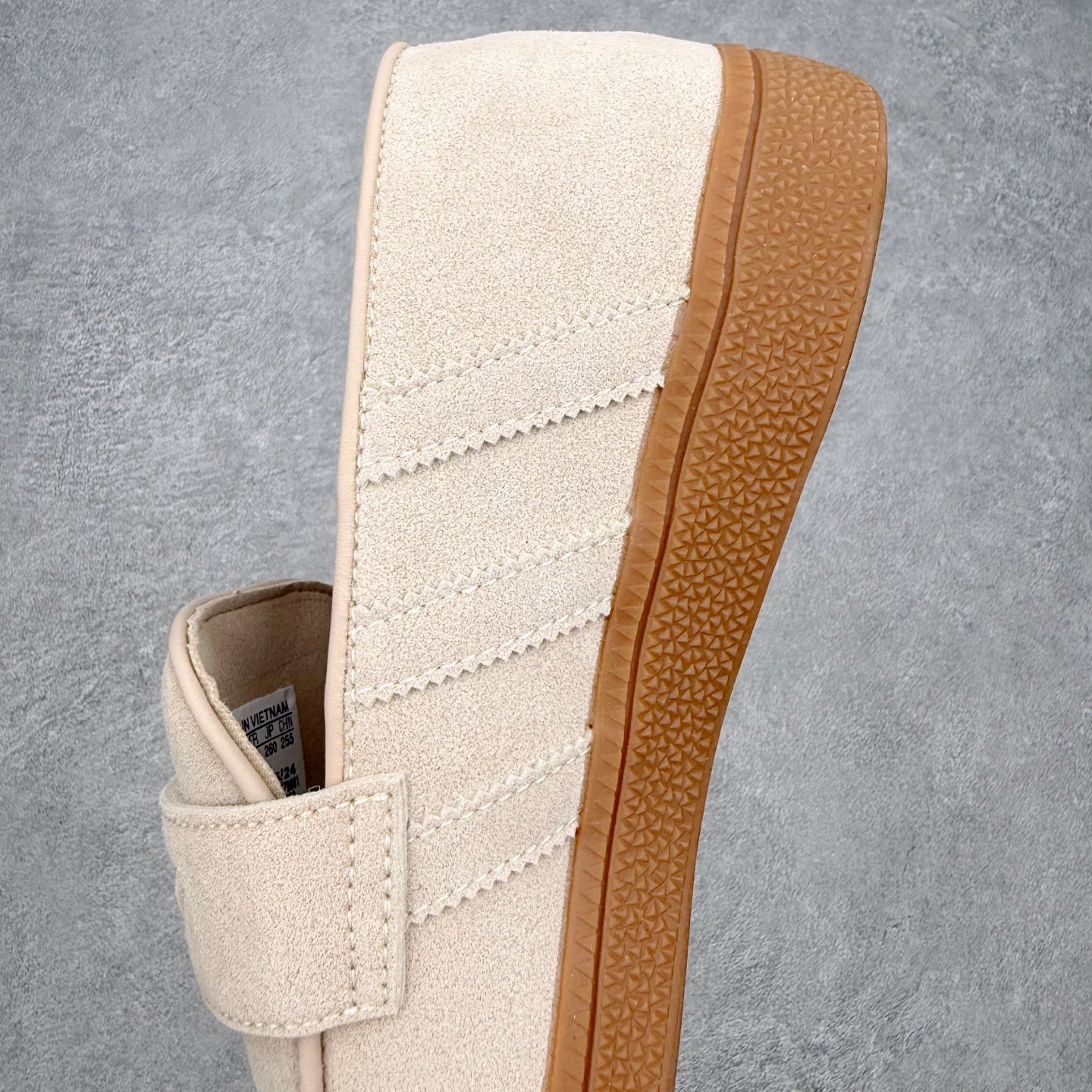 AD Originals HANDBALL SPEZIAL 舒适贴合 一脚蹬乐福鞋 男女同款 这款来自阿