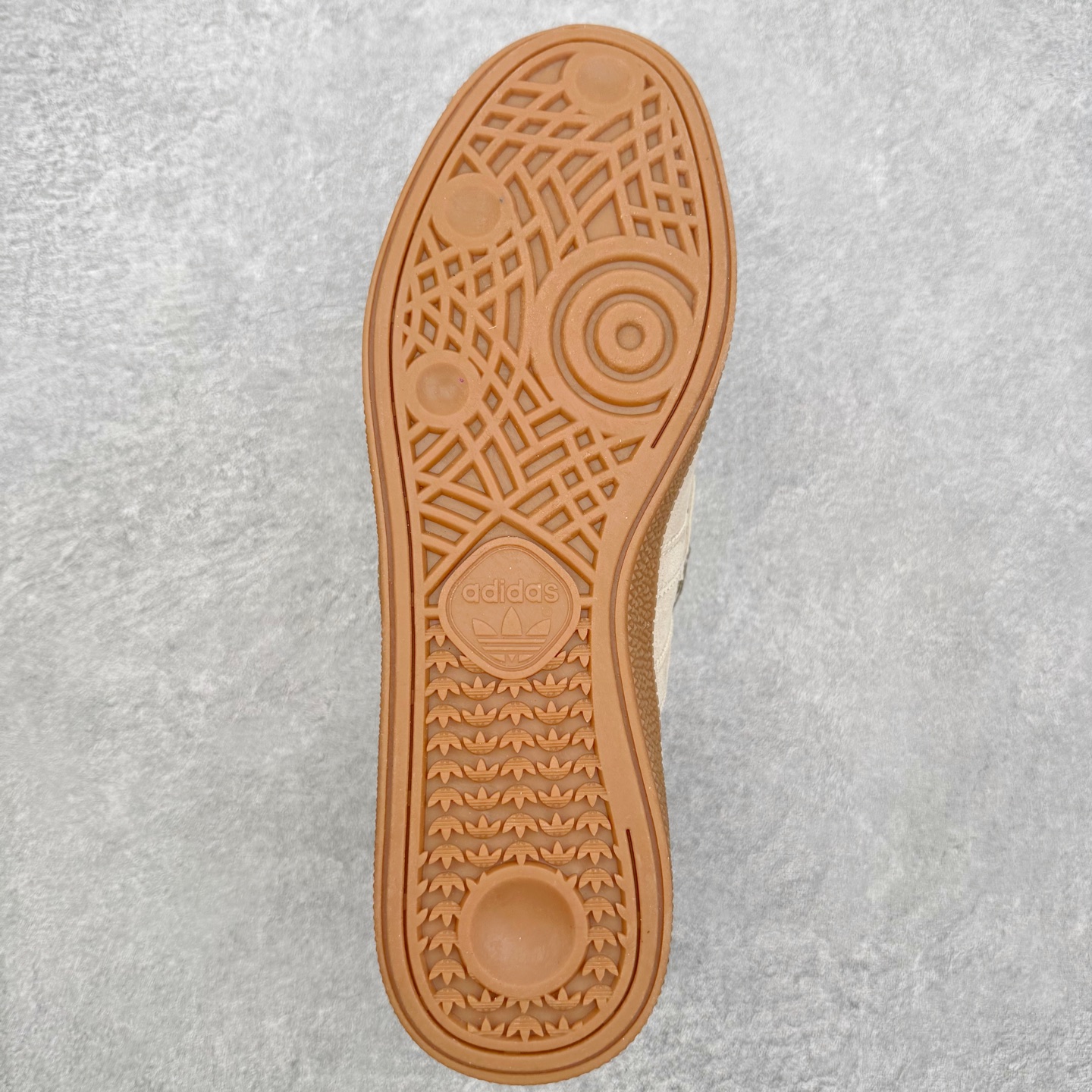 AD Originals HANDBALL SPEZIAL 舒适贴合 一脚蹬乐福鞋 男女同款 这款来自阿