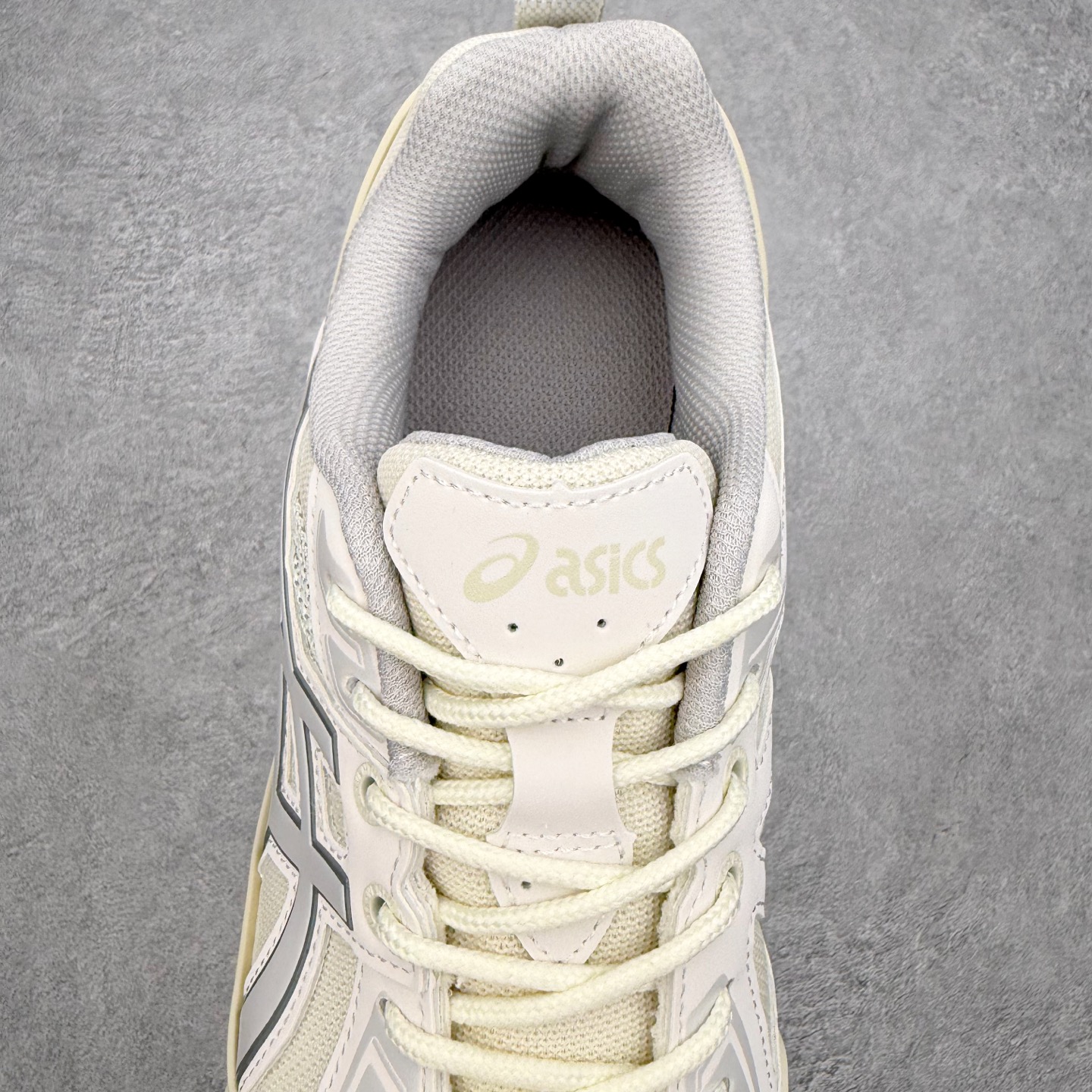 Asics Gel-Venturem 6 亚瑟士舒适透气运动跑鞋 #鞋面采用新的单丝纤维工程网布鞋面，提
