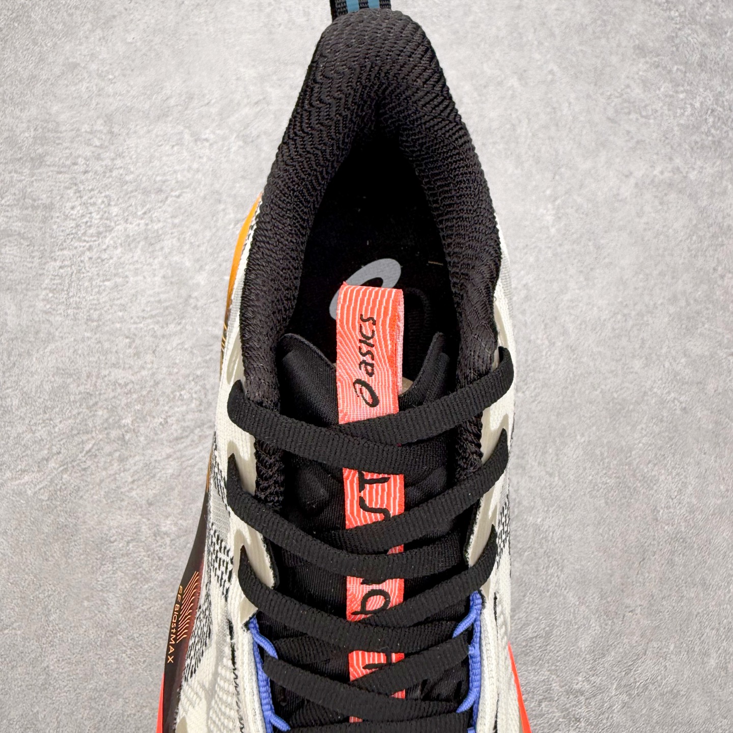 ＃XN ASICS NOVABLAST 5 舒适百搭低帮马拉松训练竞速跑步鞋 ASICS（亚瑟士）是日本