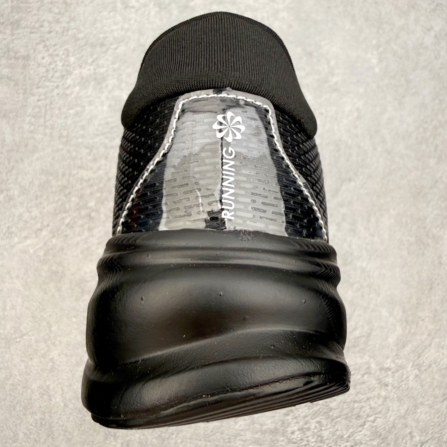 NK Air Zoom X 轻便舒适公路跑步鞋 质感柔软 弹力充沛 助力一路畅跑 乐享不停 厚实泡绵缔造
