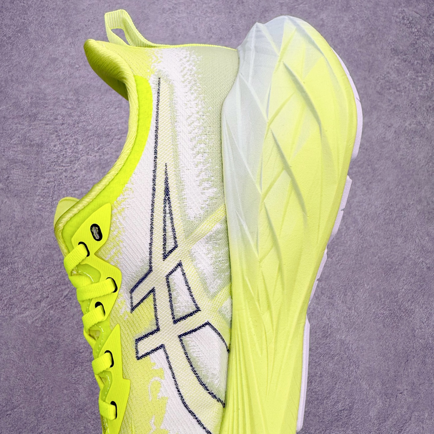 ＃特价福利‼️ASICS NOVABLAST 4 亚瑟士舒适缓震跑鞋 鞋面从NOVABLAST 3的工程