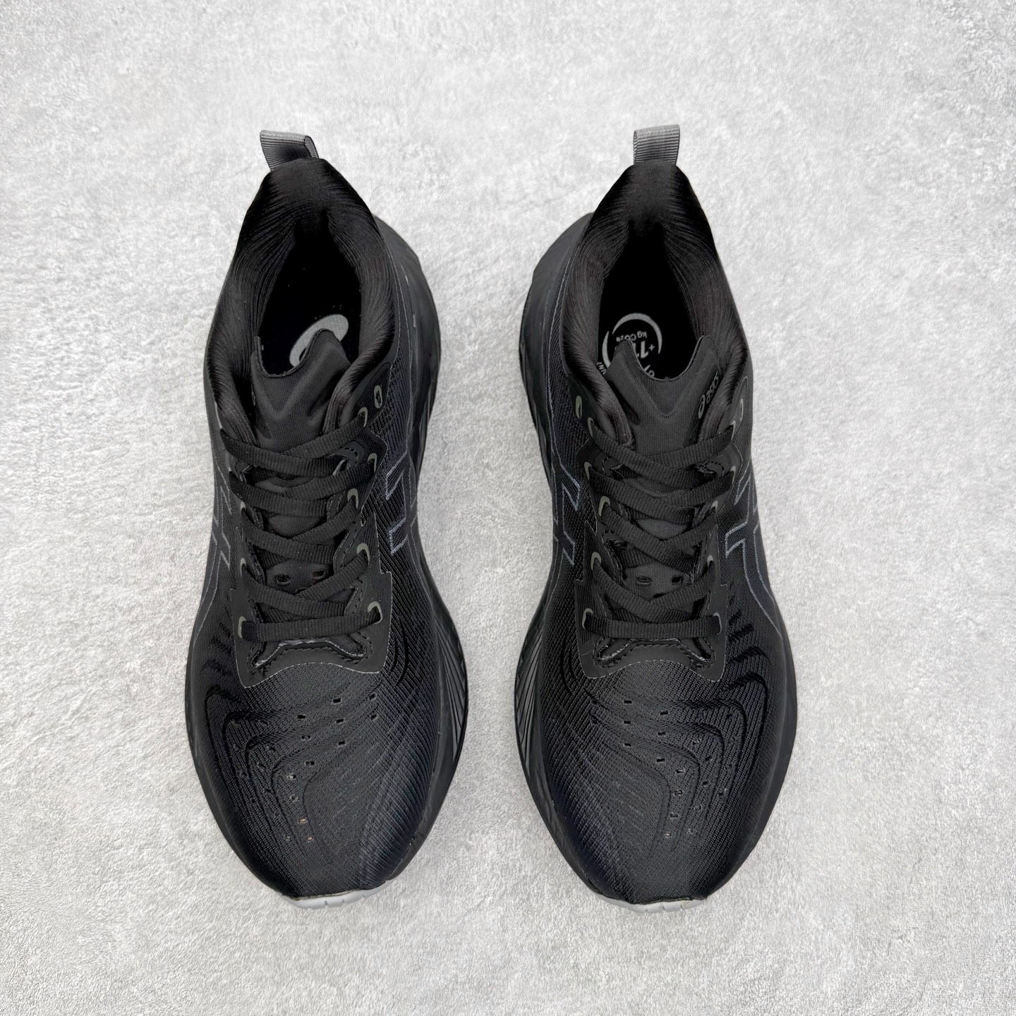 ＃特价福利‼️ASICS NOVABLAST 4 亚瑟士舒适缓震跑鞋 鞋面从NOVABLAST 3的工程