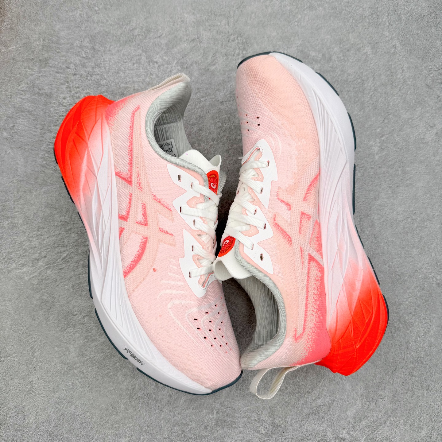 ＃特价福利‼️ASICS NOVABLAST 4 亚瑟士舒适缓震跑鞋 鞋面从NOVABLAST 3的工程