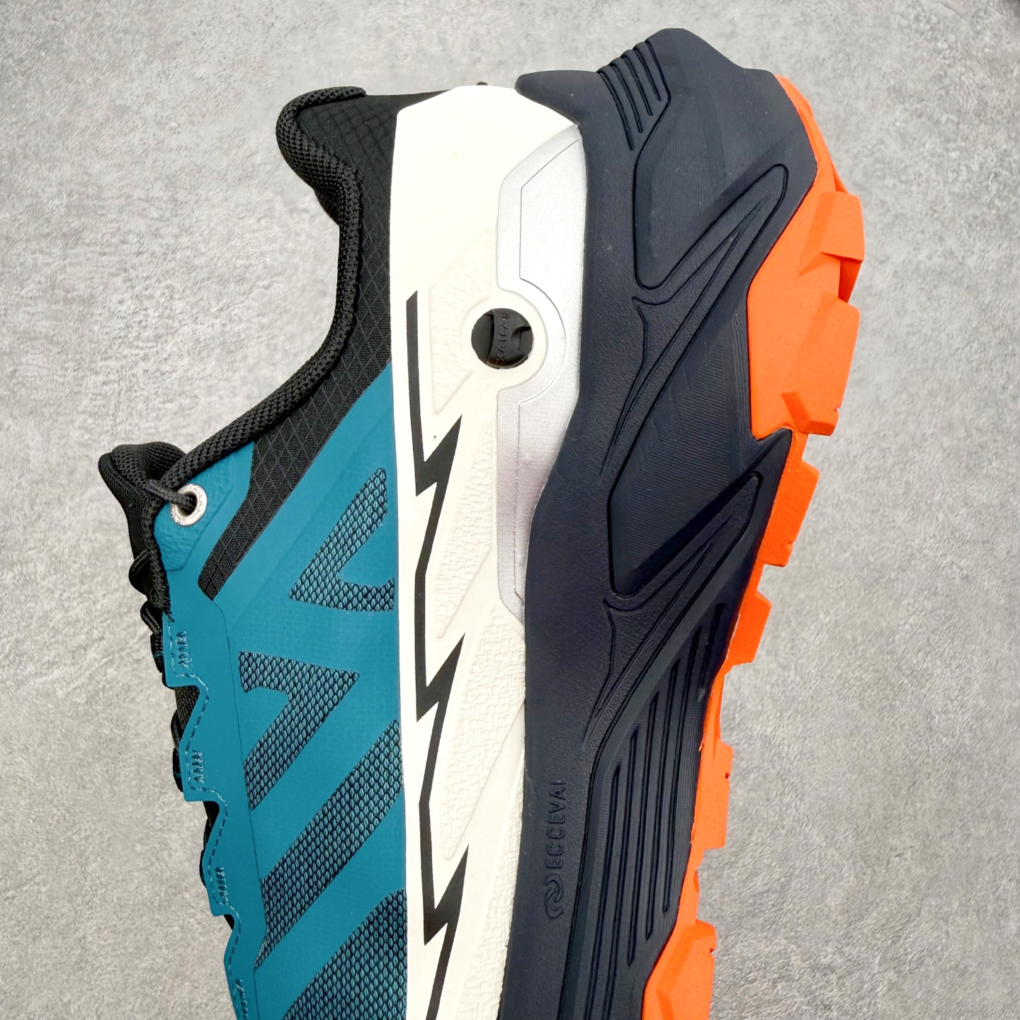 ＃K版 KAILAS FUGA EX3 GTX 防水版 凯乐石26款舒适缓冲徒步织物TPU减震防滑透气包