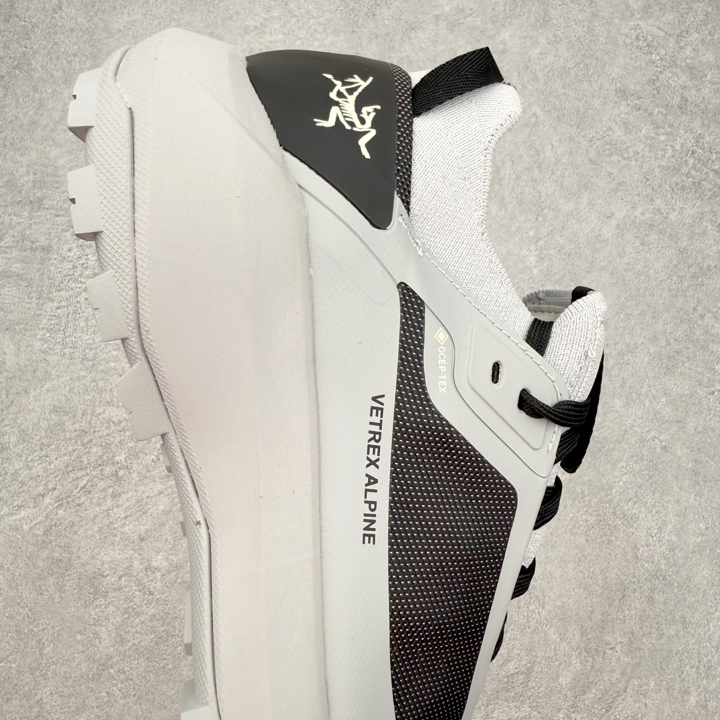 Arcteryx Vertex Alpine GTX 始祖鸟阿尔卑斯山顶峰系列低帮越野徒步户外运动登山运