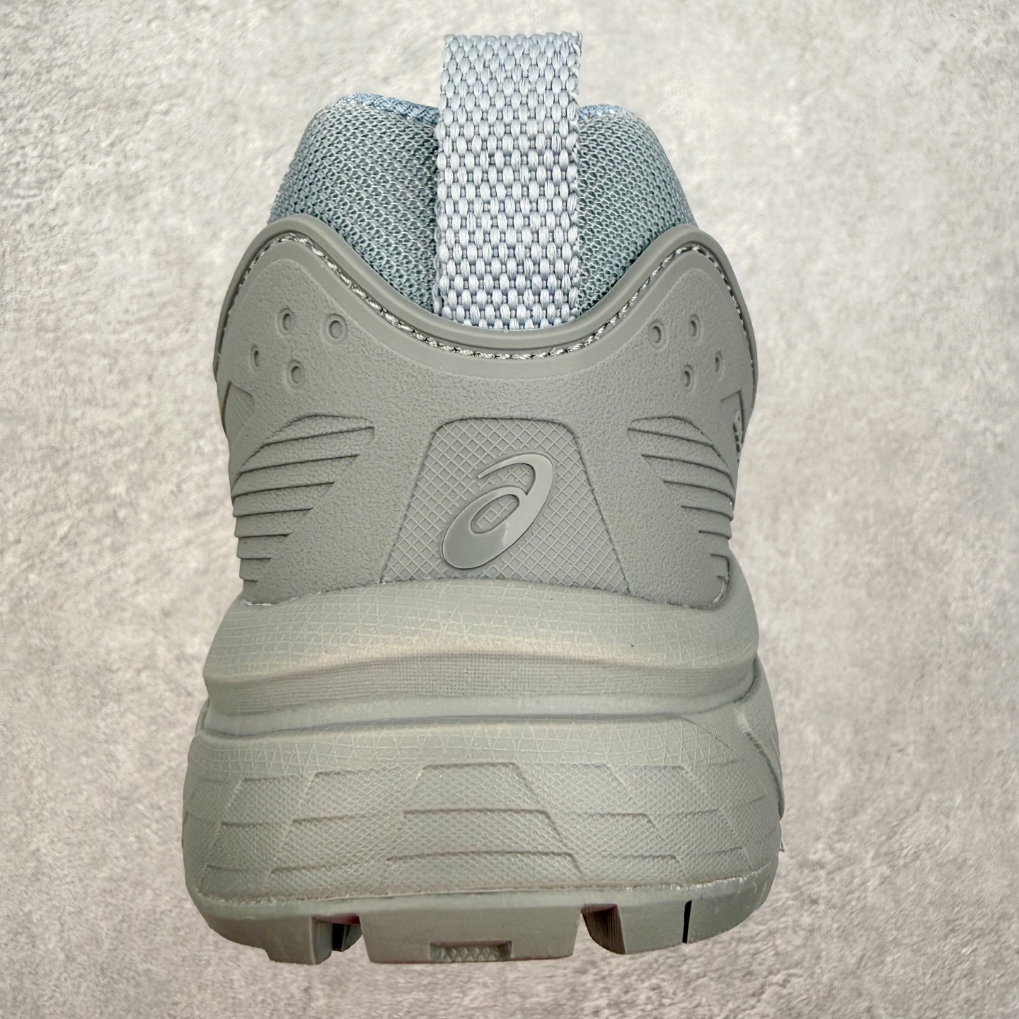 Asics Gel-Venturem 6 亚瑟士舒适透气运动跑鞋 #鞋面采用新的单丝纤维工程网布鞋面，提