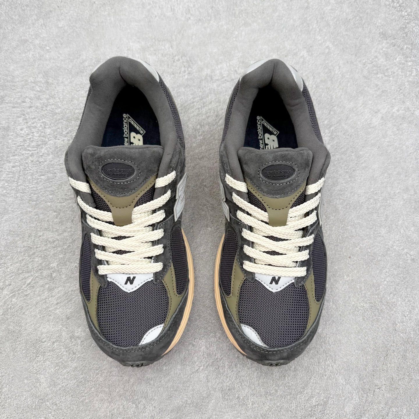 ＃纯原福利‼️New Balance NB2002系列 男女休闲慢跑鞋 必备的时髦单品之一 最新出的20