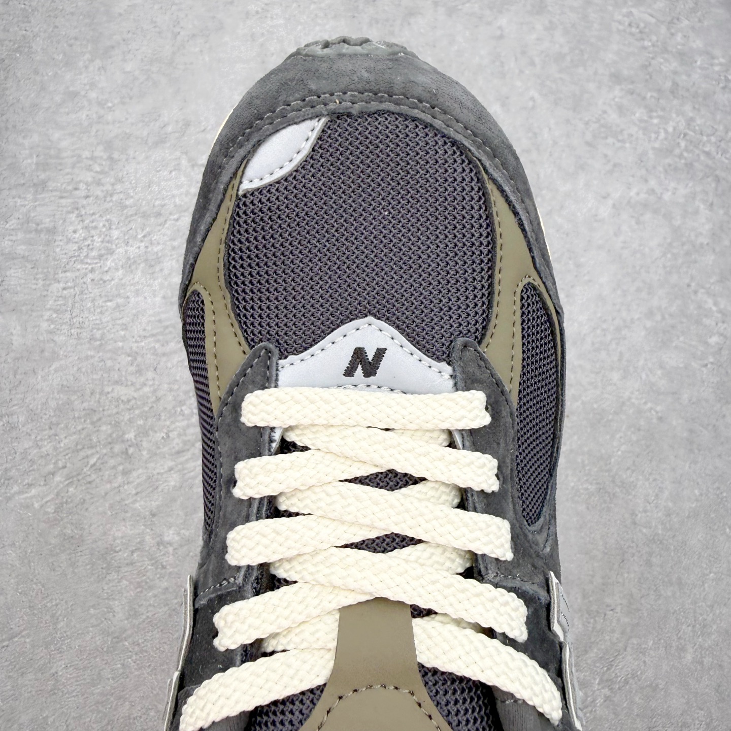 ＃纯原福利‼️New Balance NB2002系列 男女休闲慢跑鞋 必备的时髦单品之一 最新出的20