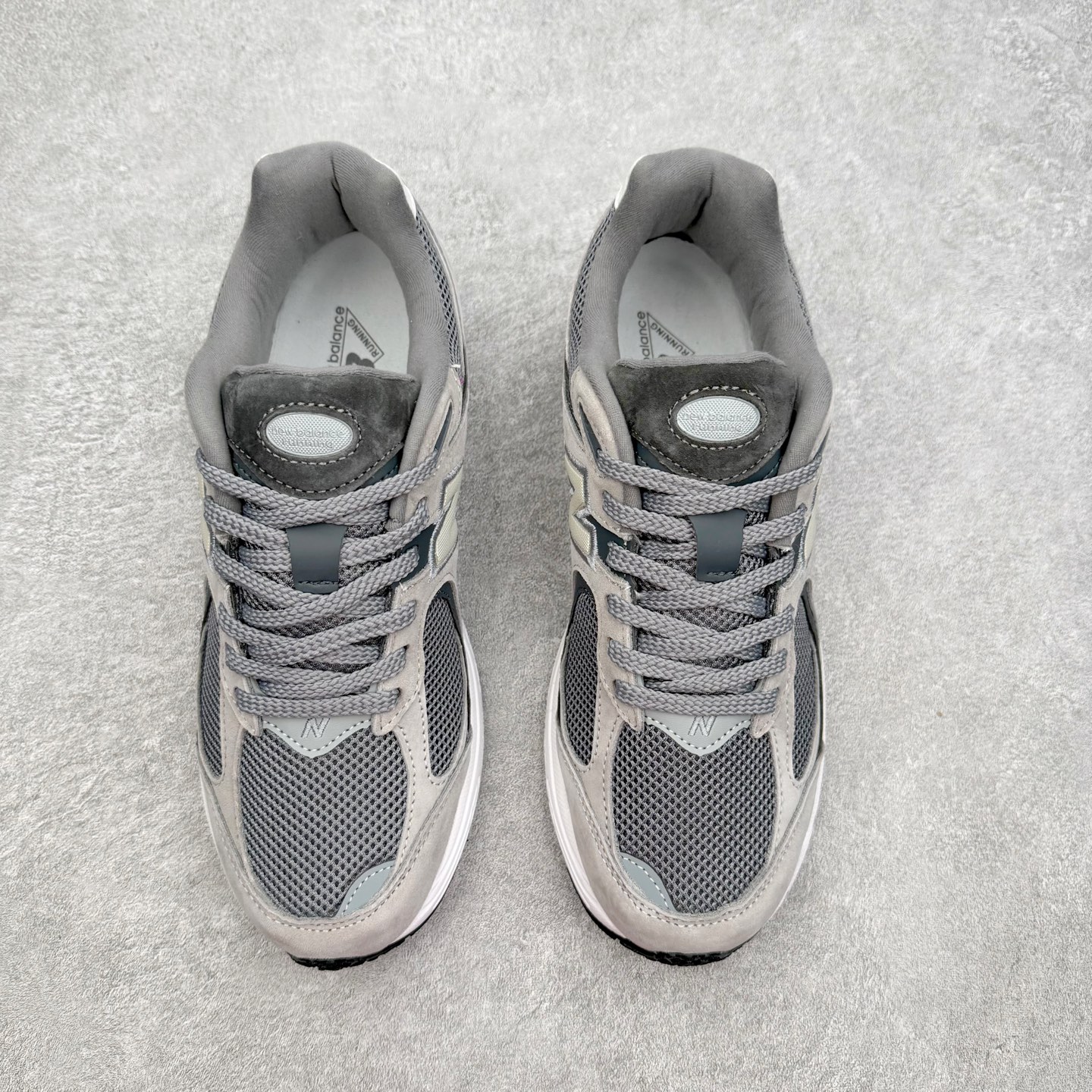 ＃纯原福利‼️New Balance NB2002系列 男女休闲慢跑鞋 必备的时髦单品之一 最新出的20