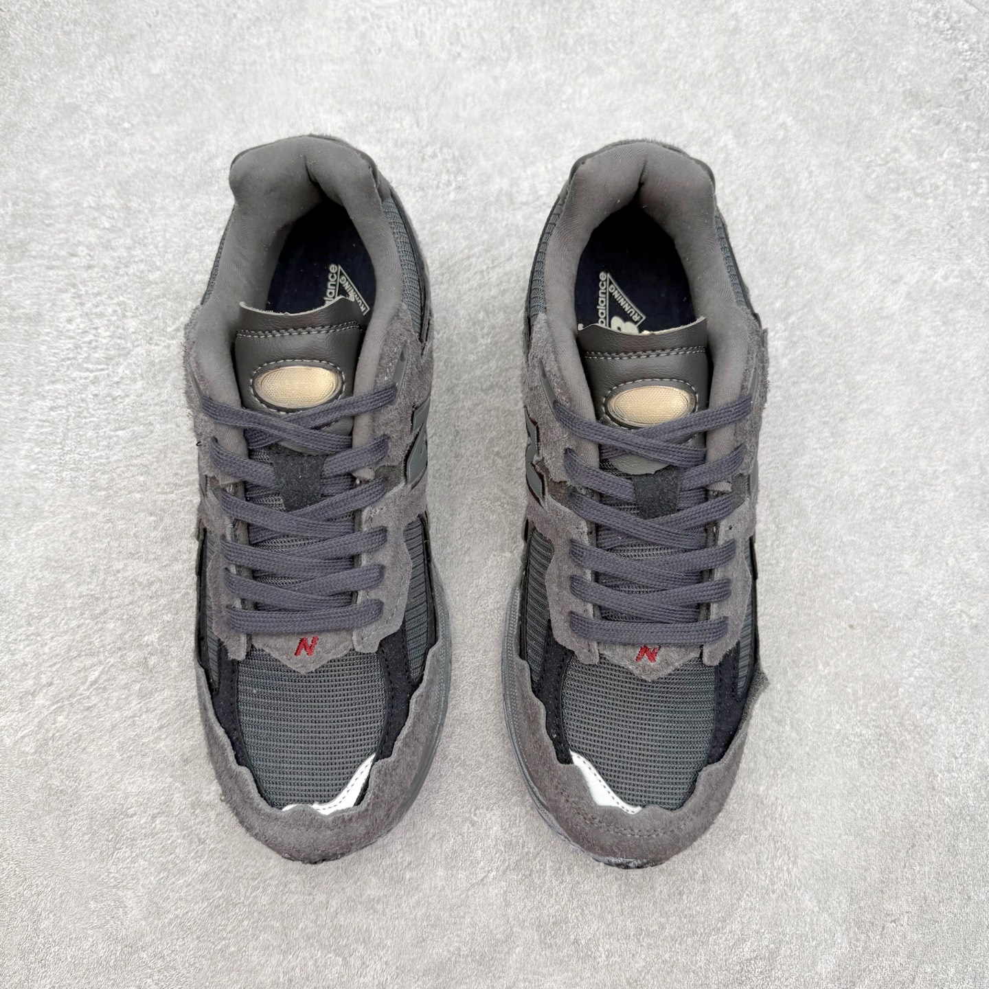 ＃纯原福利‼️New Balance NB2002系列 男女休闲慢跑鞋 必备的时髦单品之一 最新出的20