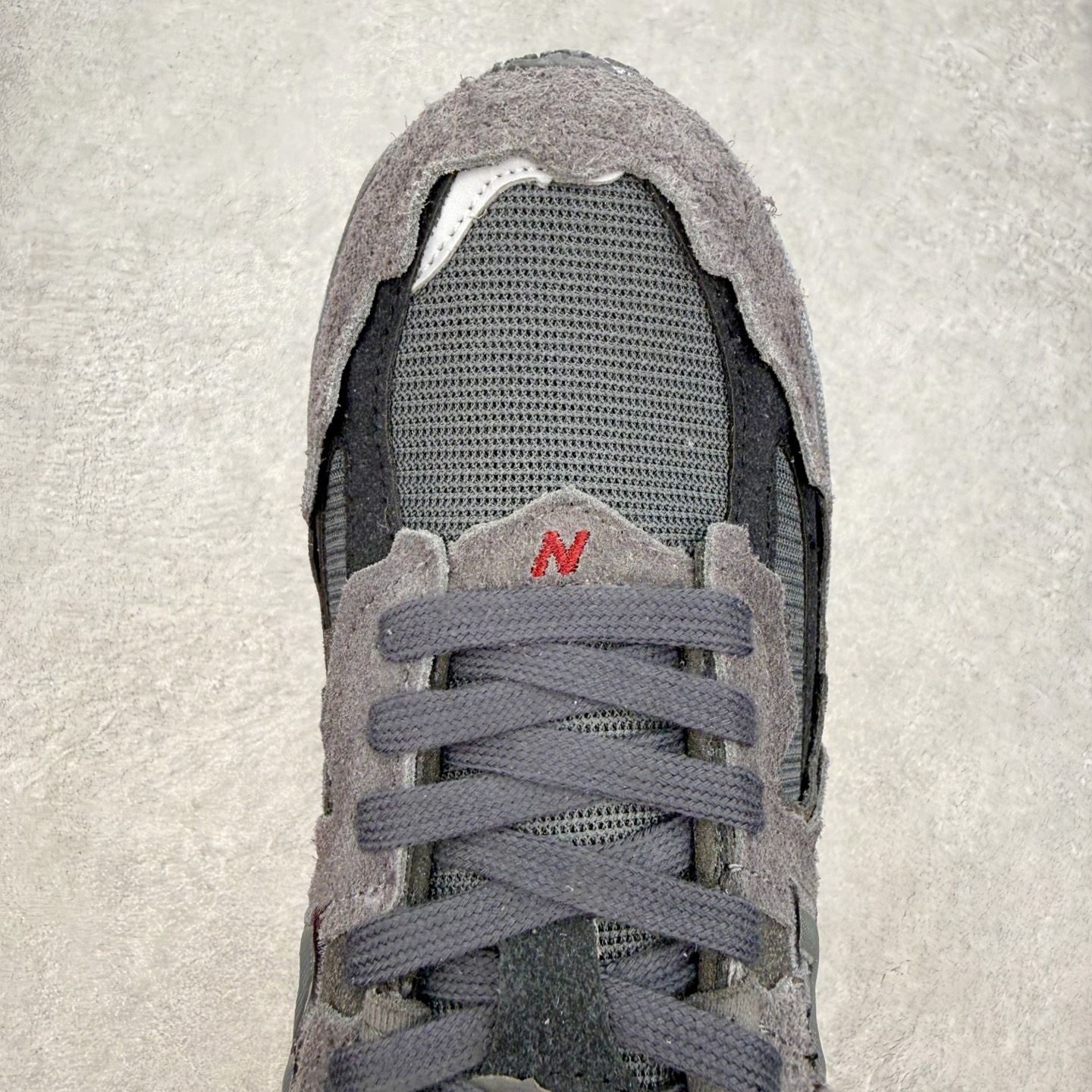 ＃纯原福利‼️New Balance NB2002系列 男女休闲慢跑鞋 必备的时髦单品之一 最新出的20