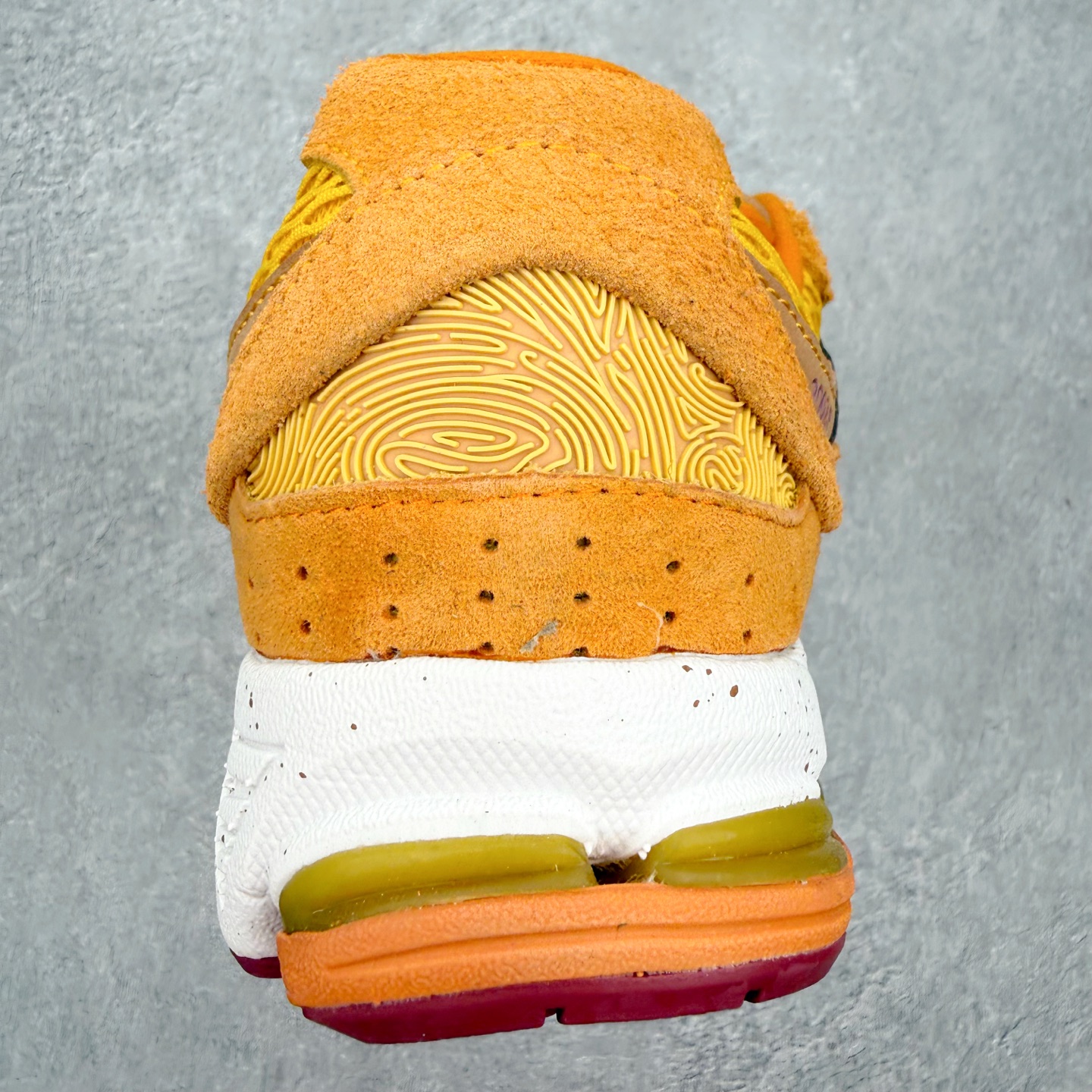 ＃纯原福利‼️New Balance NB2002系列 男女休闲慢跑鞋 必备的时髦单品之一 最新出的20