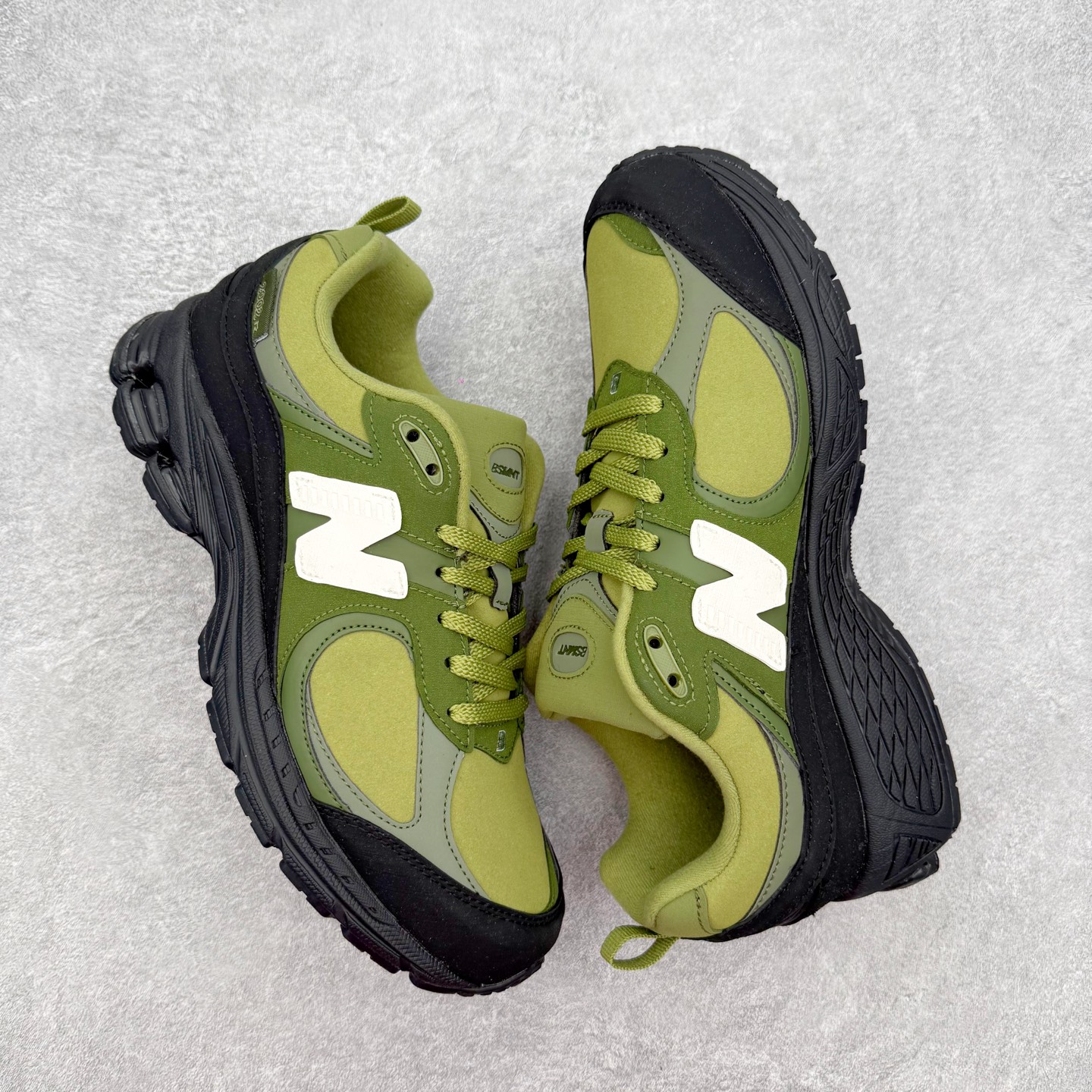 ＃纯原福利‼️New Balance NB2002系列 男女休闲慢跑鞋 必备的时髦单品之一 最新出的20