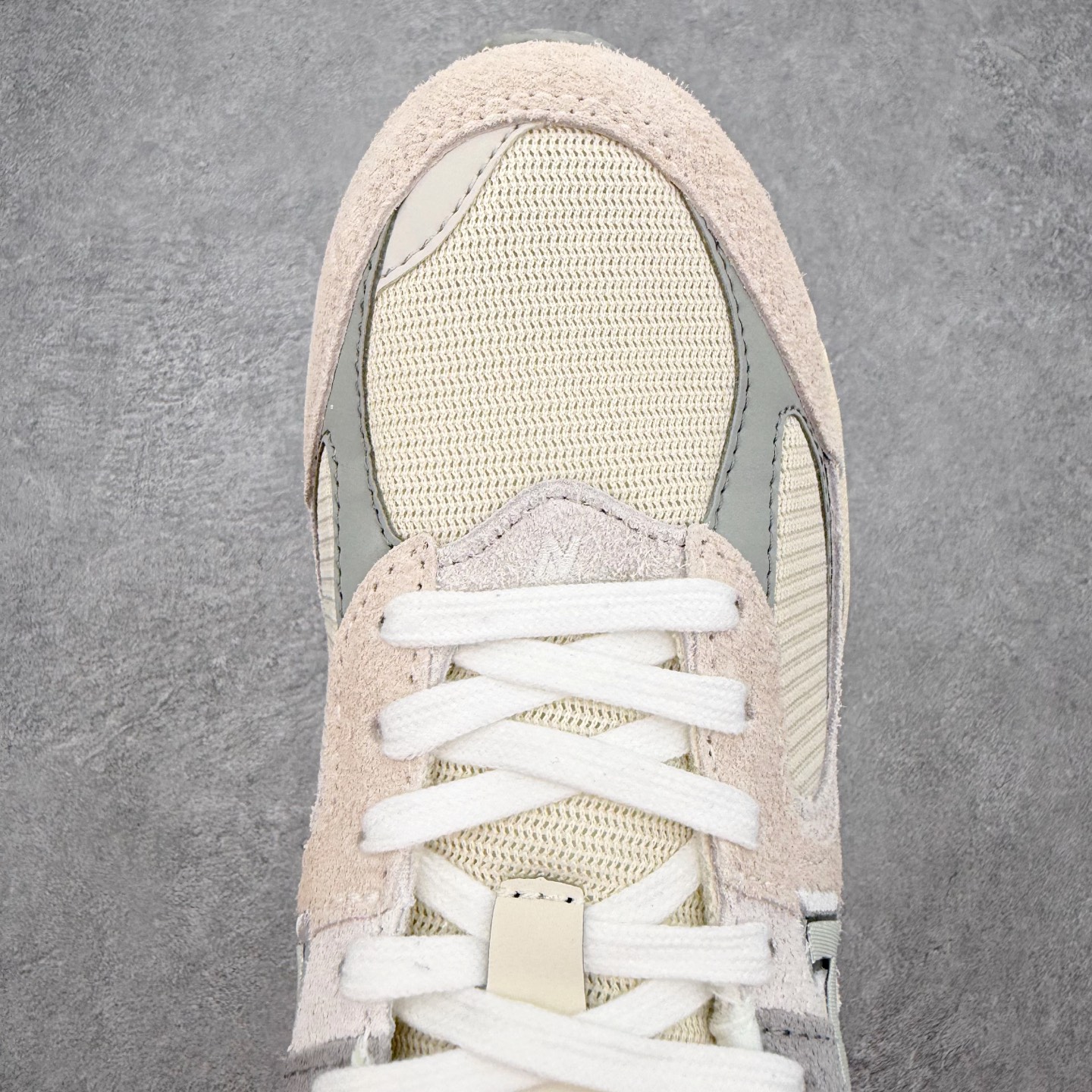 ＃纯原福利‼️New Balance NB2002系列 男女休闲慢跑鞋 必备的时髦单品之一 最新出的20