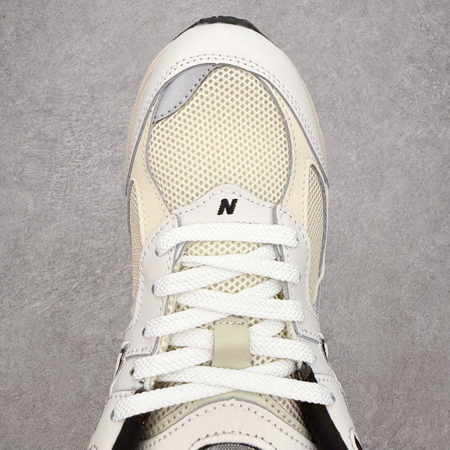＃纯原福利‼️New Balance NB2002系列 男女休闲慢跑鞋 必备的时髦单品之一 最新出的20
