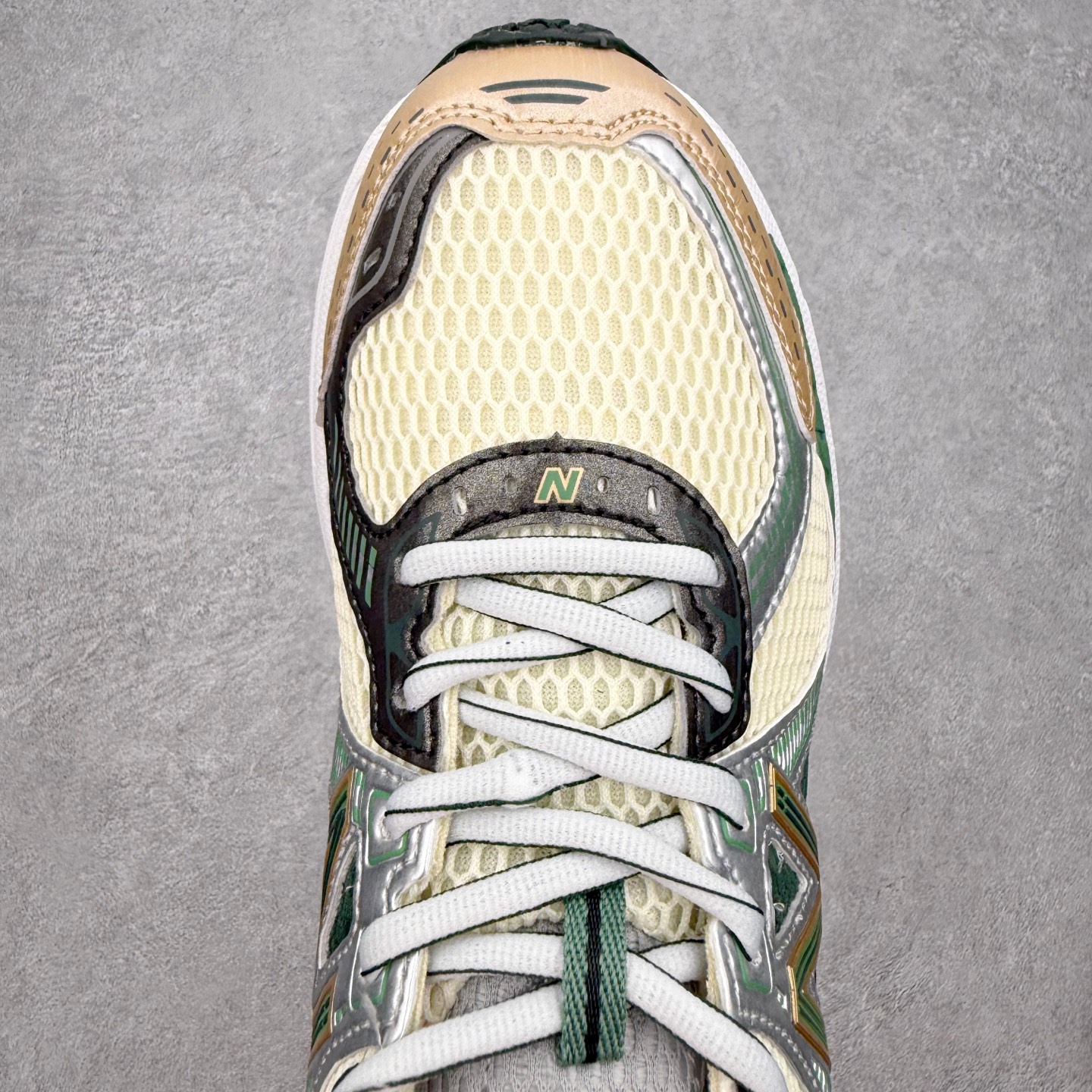 ＃福利特价‼️New Balance NB860 新百伦舒适美式复古织物皮革减震透气支撑低帮休闲跑步鞋 