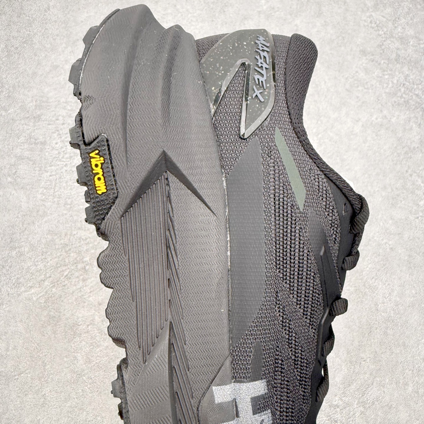 HOKA ONE ONE Mafate X 舒适轻盈低帮休闲越野跑步鞋 HOKA ONE ONE是来自美
