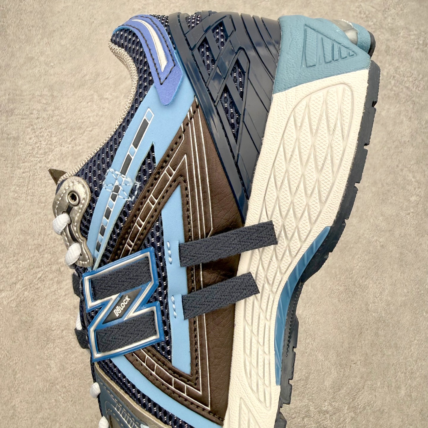New Balance M1906R NB新百伦系列复古老爹风休闲运动慢跑鞋 日韩出口特供订单 全网最全