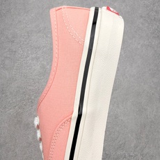 Vans Authentic 44 DX 蜜桃粉范斯官方 舒适百搭低帮休闲帆布鞋融合了Vans安纳海姆的 Vans Authentic 44 DX 蜜桃粉范斯官方 舒适百搭低帮休闲帆布鞋融合了Vans安纳海姆的