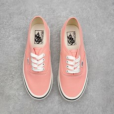 Vans Authentic 44 DX 蜜桃粉范斯官方 舒适百搭低帮休闲帆布鞋融合了Vans安纳海姆的 Vans Authentic 44 DX 蜜桃粉范斯官方 舒适百搭低帮休闲帆布鞋融合了Vans安纳海姆的