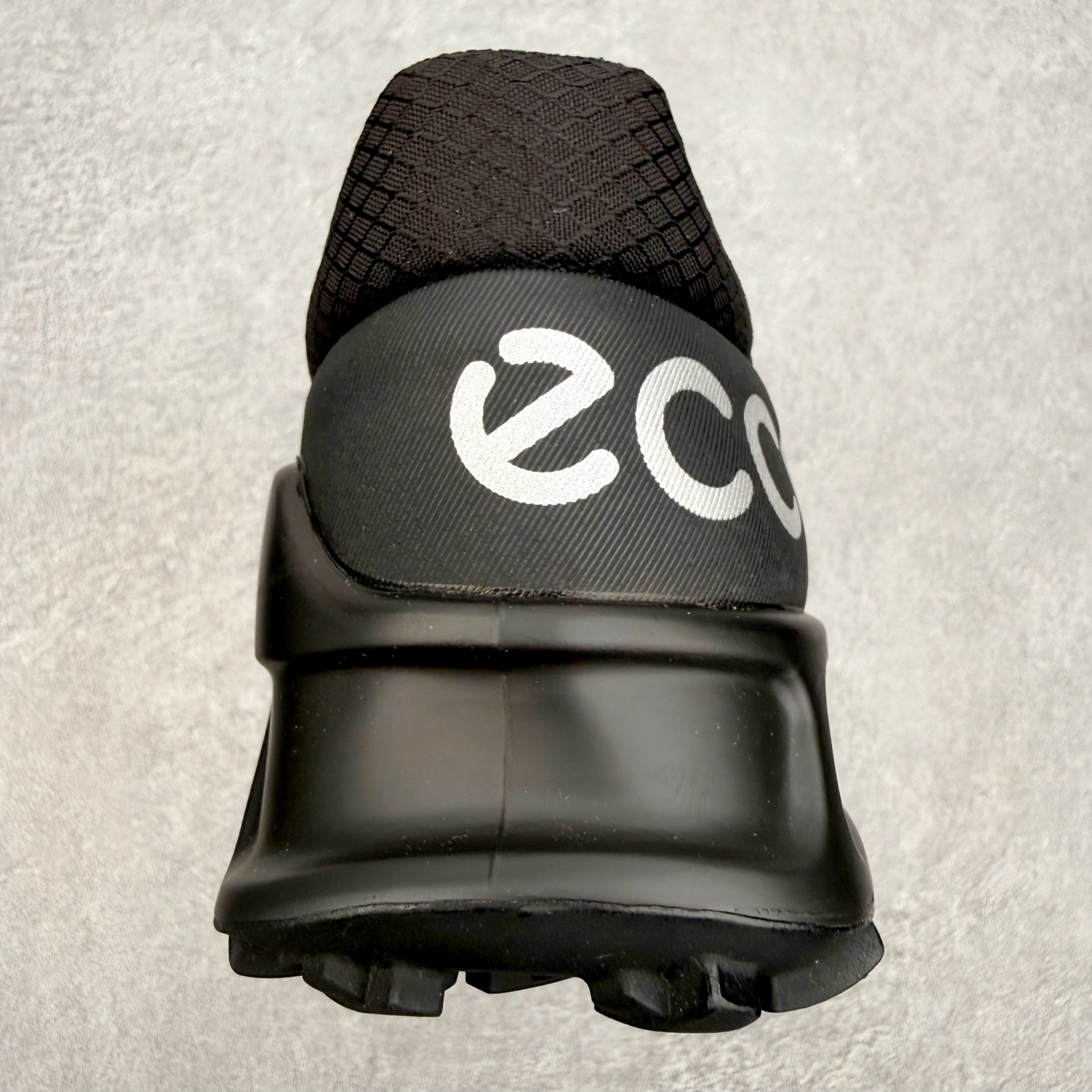 ecco爱步 SS26 BIOM 2.2 TRL 户外舒适百搭通勤低帮生活休闲鞋 ECCO以三大核心特征