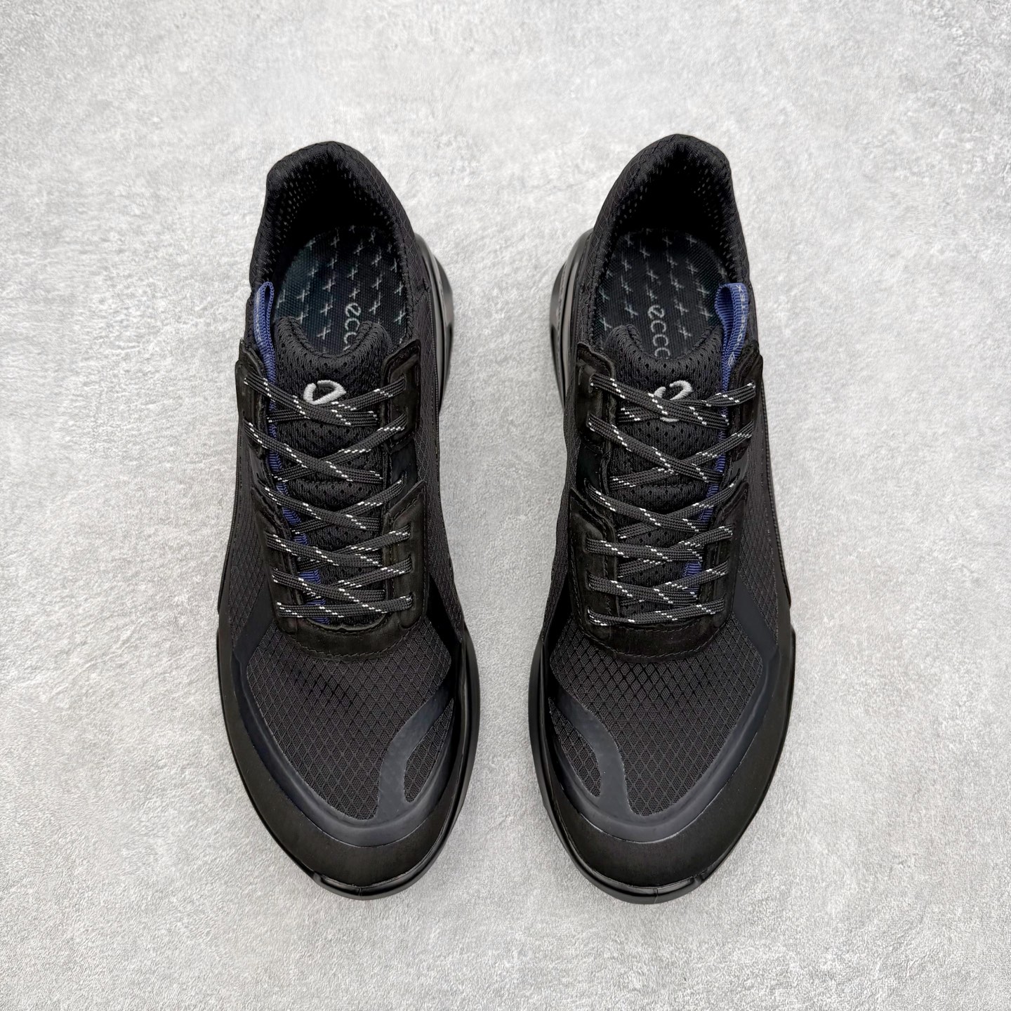 ecco爱步 SS26 BIOM 2.2 TRL 户外舒适百搭通勤低帮生活休闲鞋 ECCO以三大核心特征